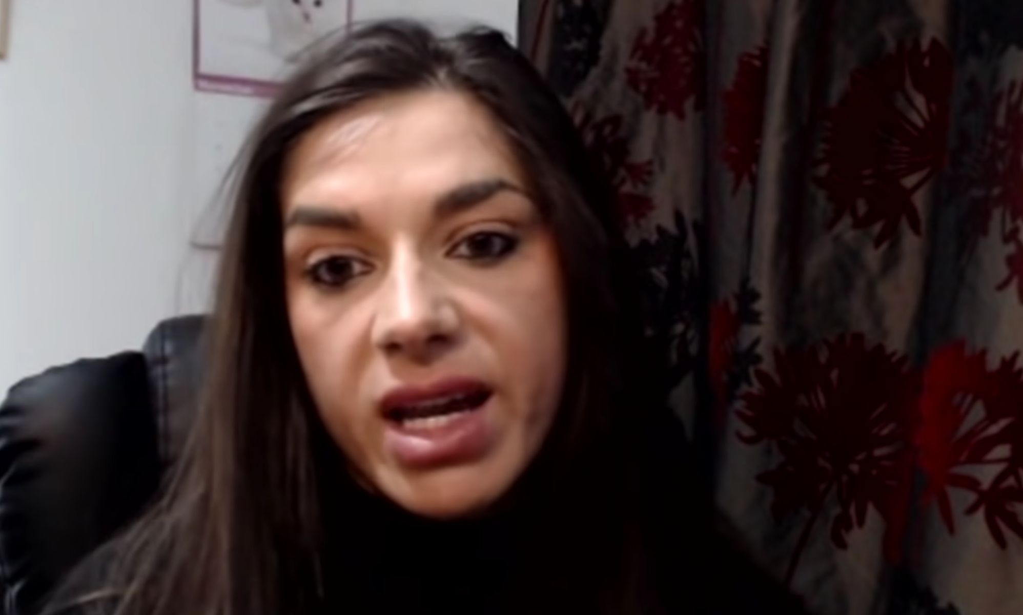 Lisa Keogh wears a dark top as she appears on GB News to discuss why she