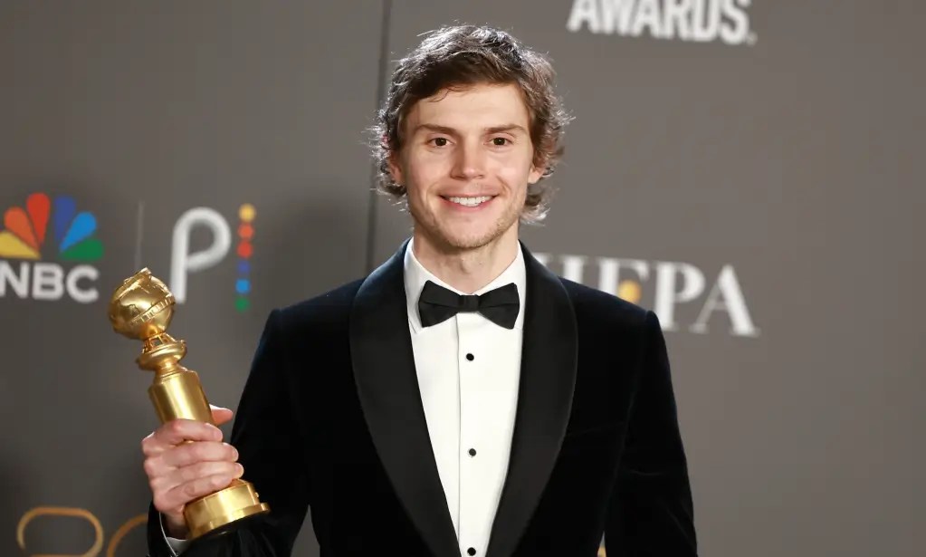 Mother of Jeffrey Dahmer victim Tony Hughes condemns Evan Peters' Golden Globes win