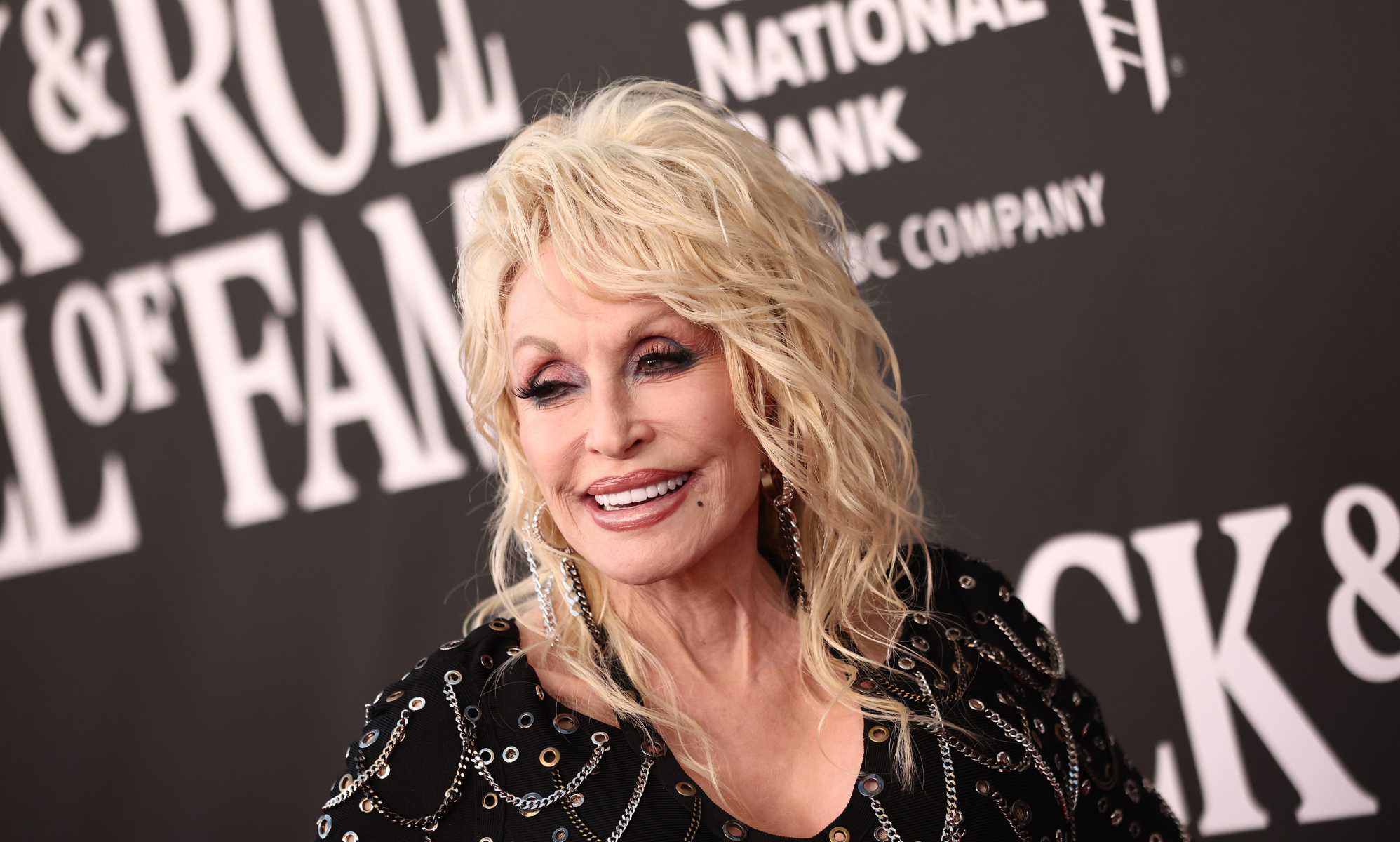 MP calls for House of Commons to celebrate Dolly Parton's 'I Will Always Love You'