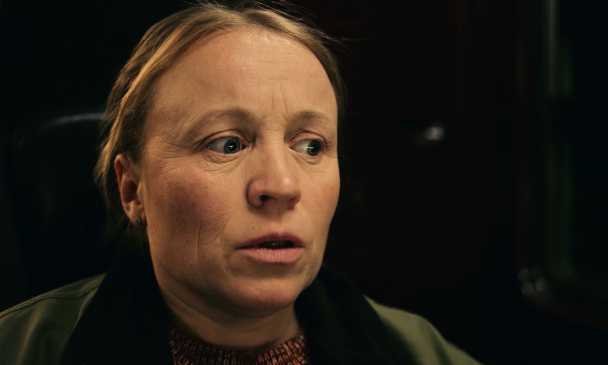 Ebba is confronted with a moral dilemma. 