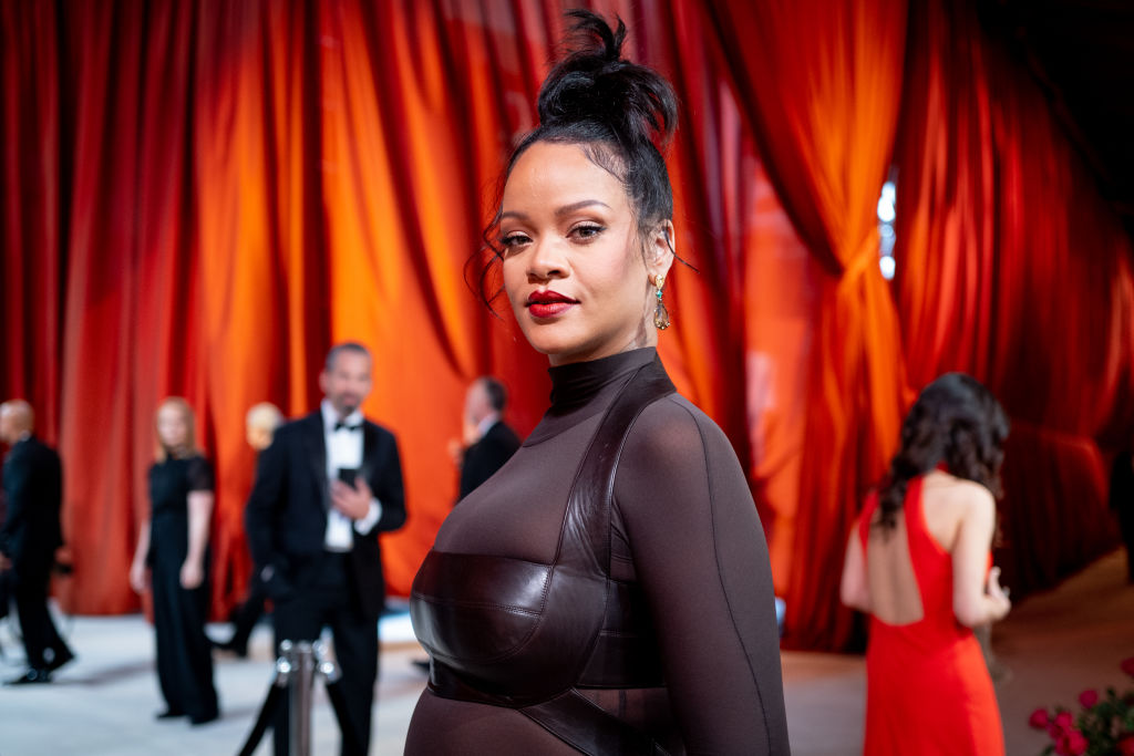 Rihanna wore these Fenty Beauty products on the Oscars red carpet