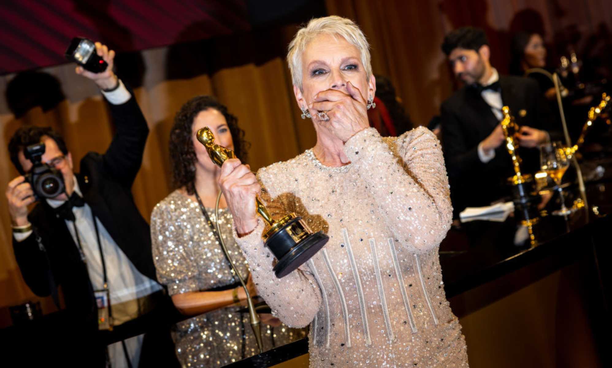 Jamie Lee Curtis proves once again that she's an iconic trans ally and loving parent