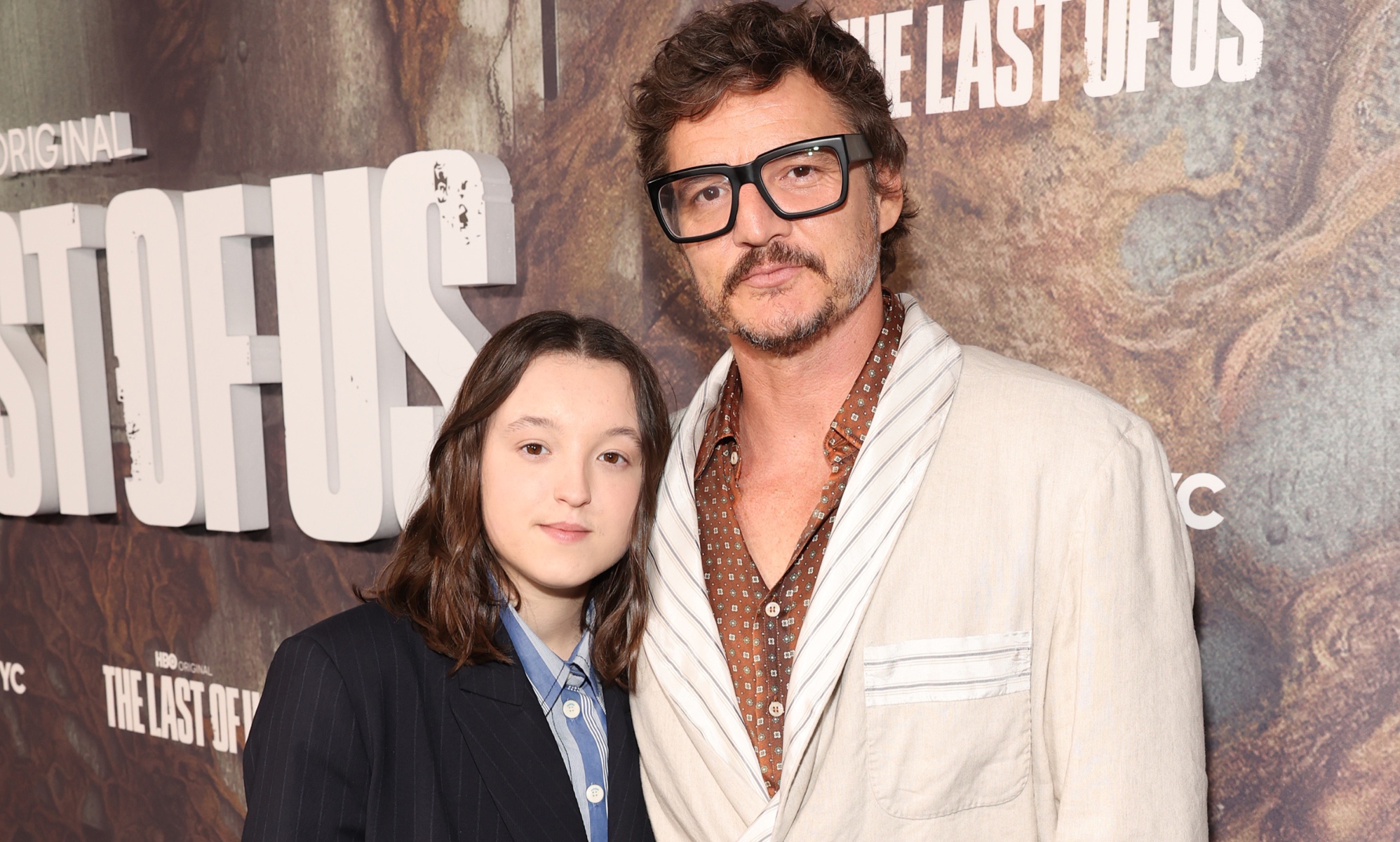 Bella Ramsey (L) and Pedro Pascal (R).