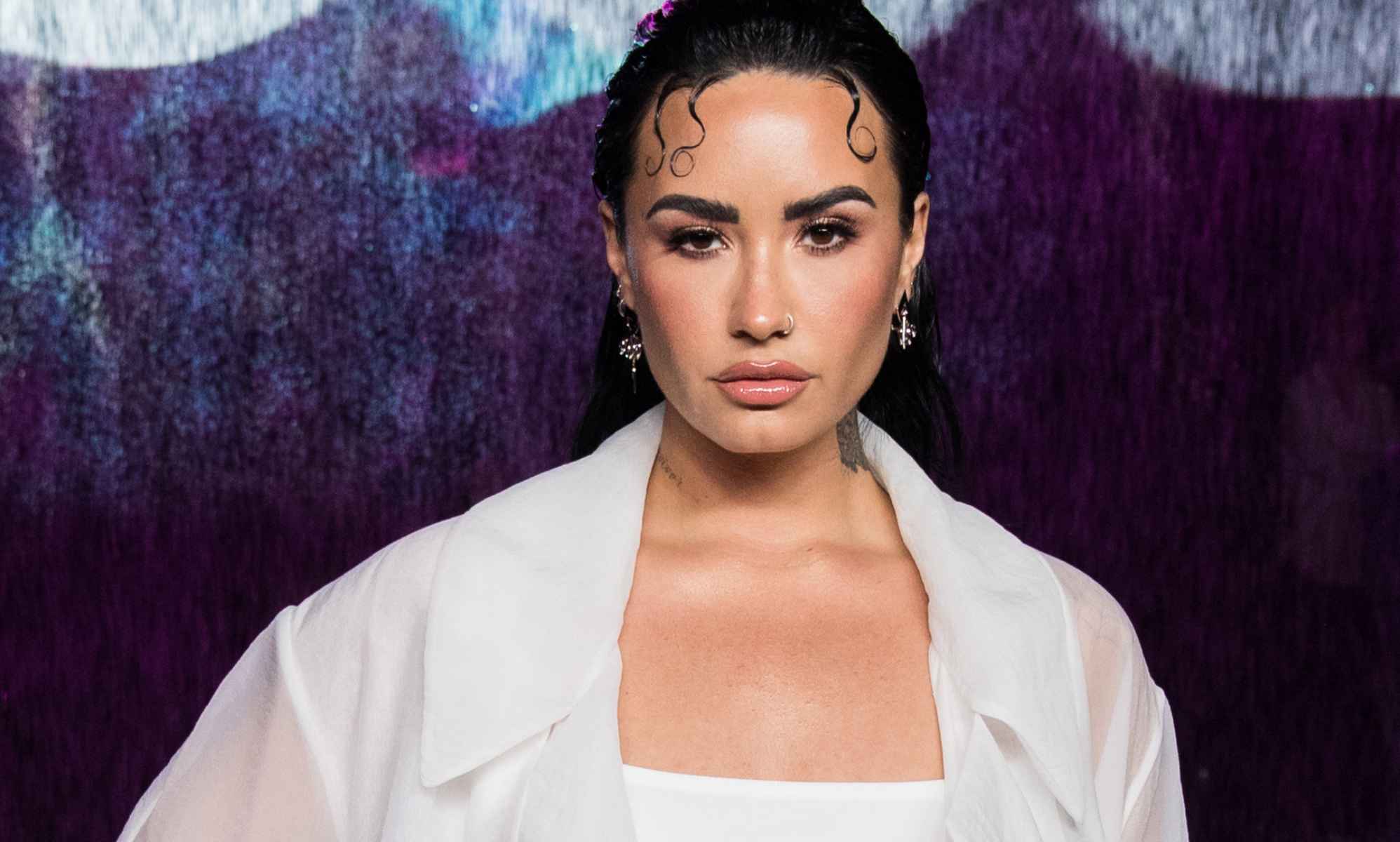 Demi Lovato shares moving message to 'trans or non-binary people like me' – 'We will get thru this'