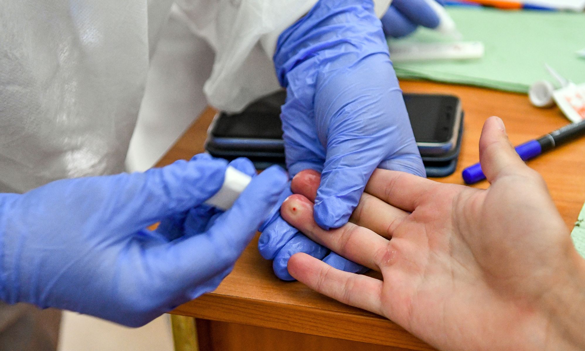 'Life-changing' HIV testing scheme in hospitals finds hundreds of new diagnoses