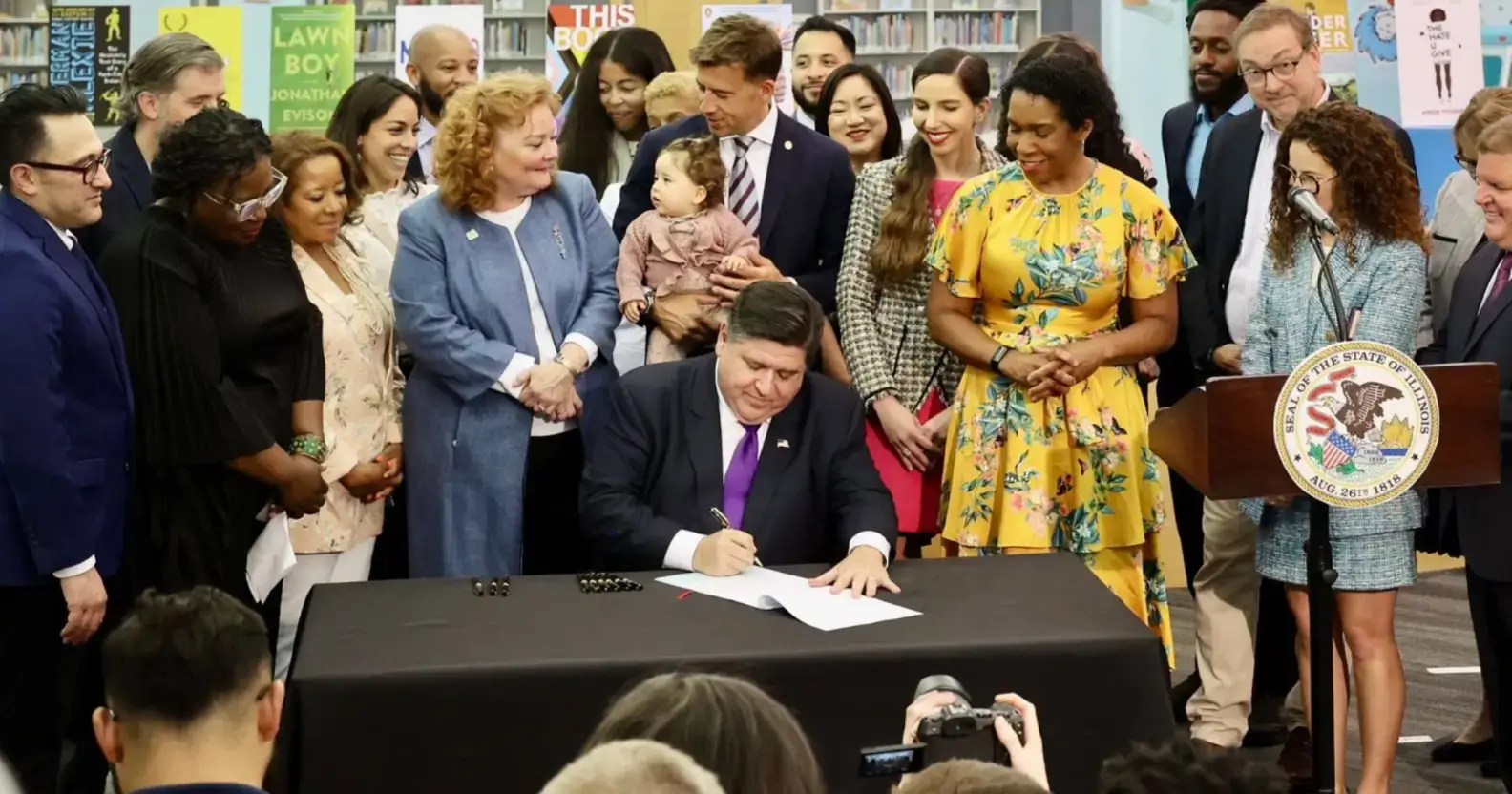 Illinois signs law preventing book bans: 'Regimes ban books, not democracies'