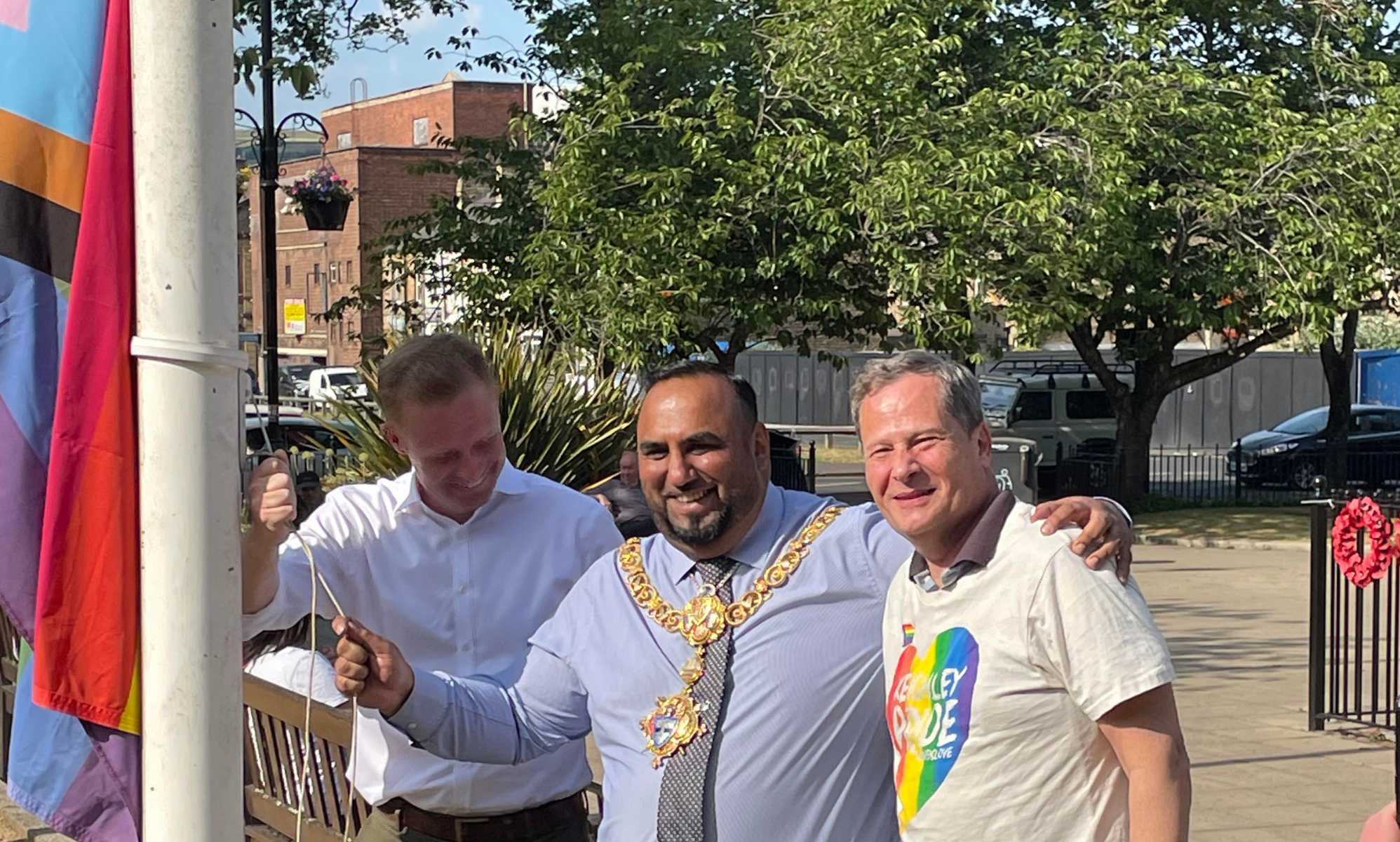 Town mayor and Tory councillor resigns after apologising for raising Pride flag
