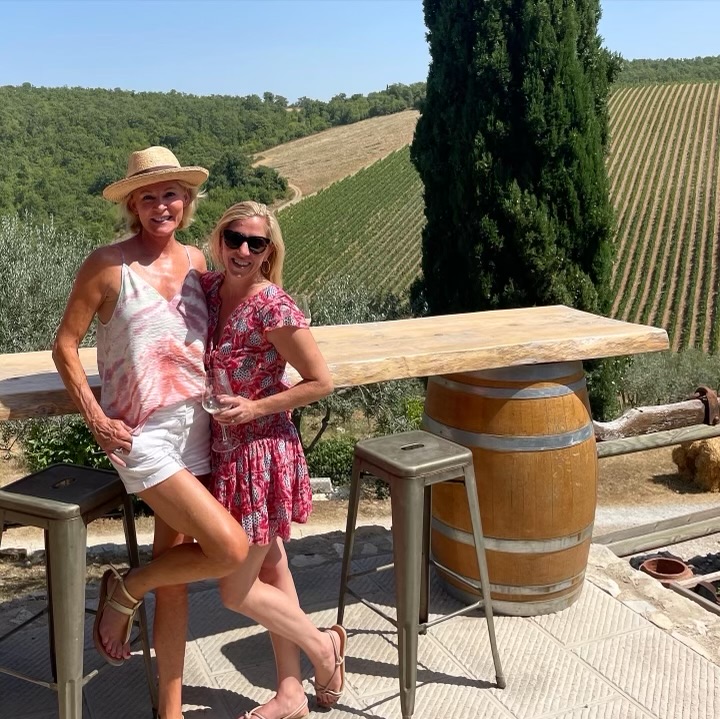 Liz Hilliard (L) with Lee. 