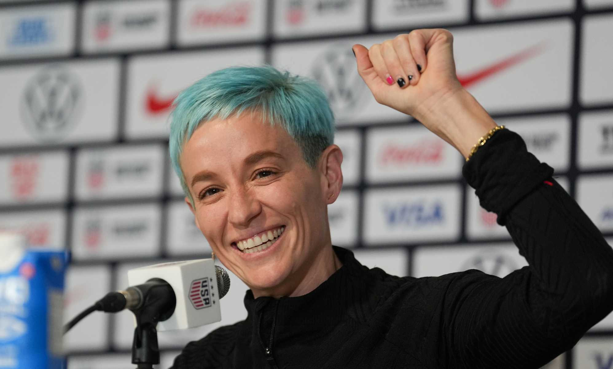 Football legend and lesbian icon Megan Rapinoe announces retirement after World Cup