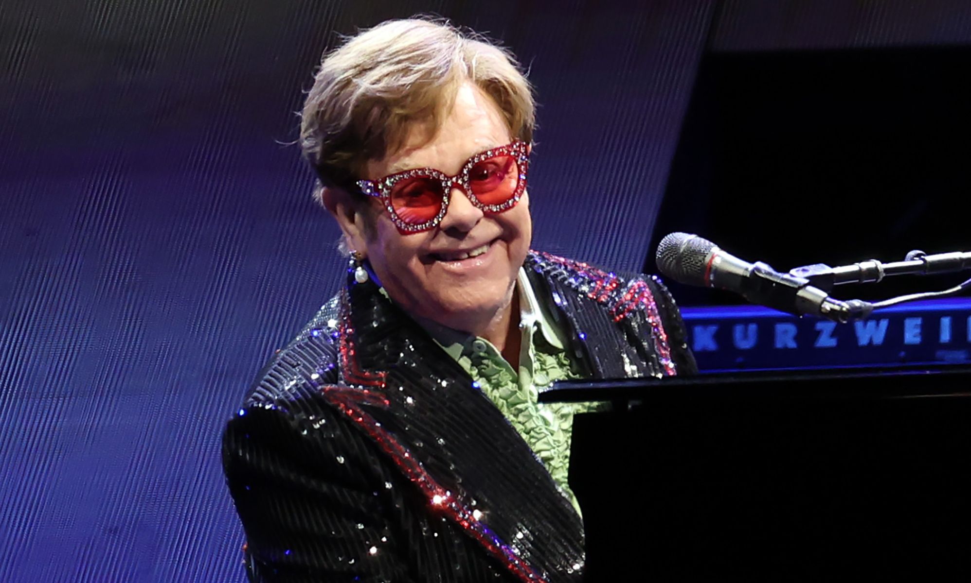 Elton John shares devastating health update: 'It floored me'