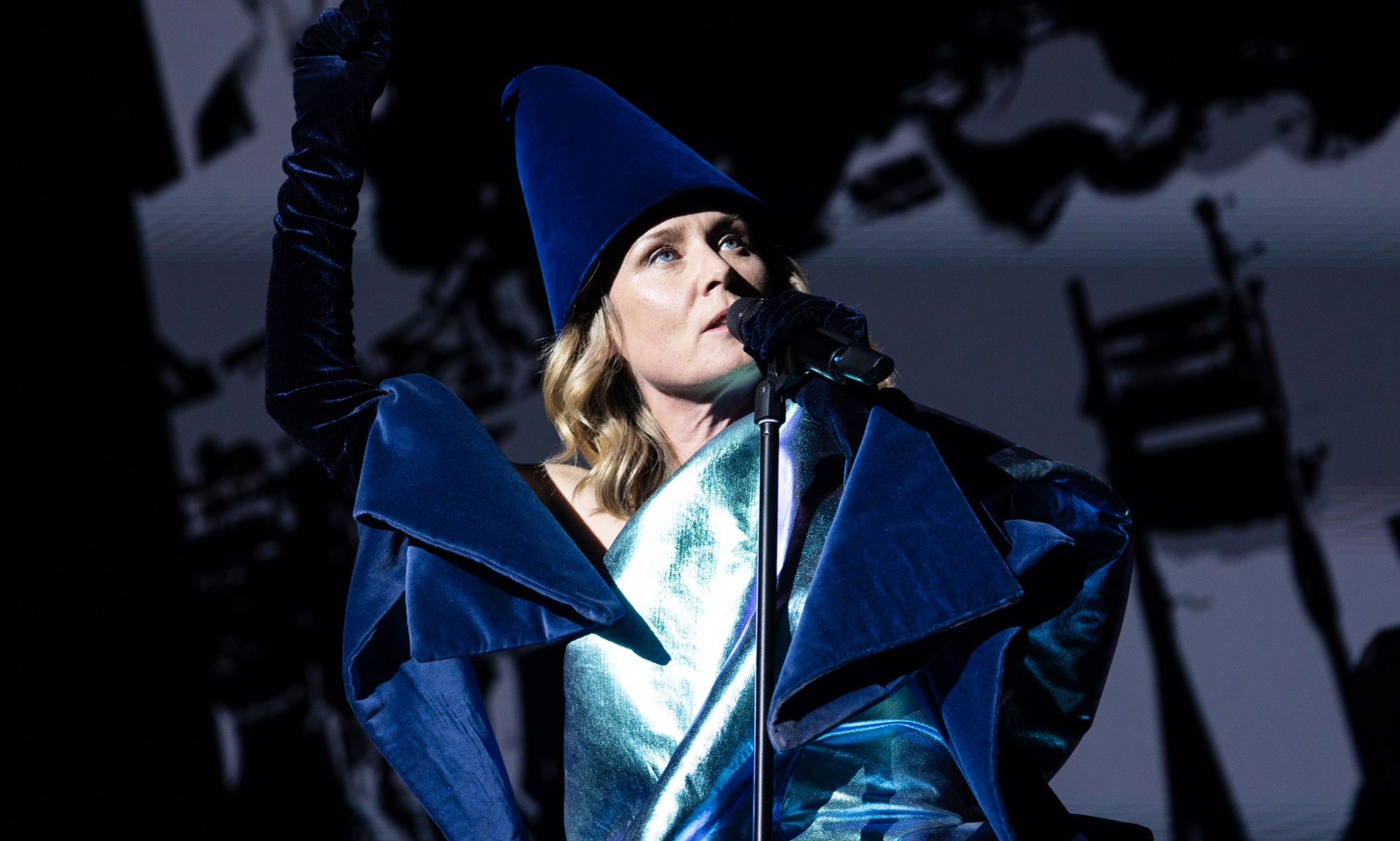 Róisín Murphy set for highest-charting album of her career after puberty blockers row