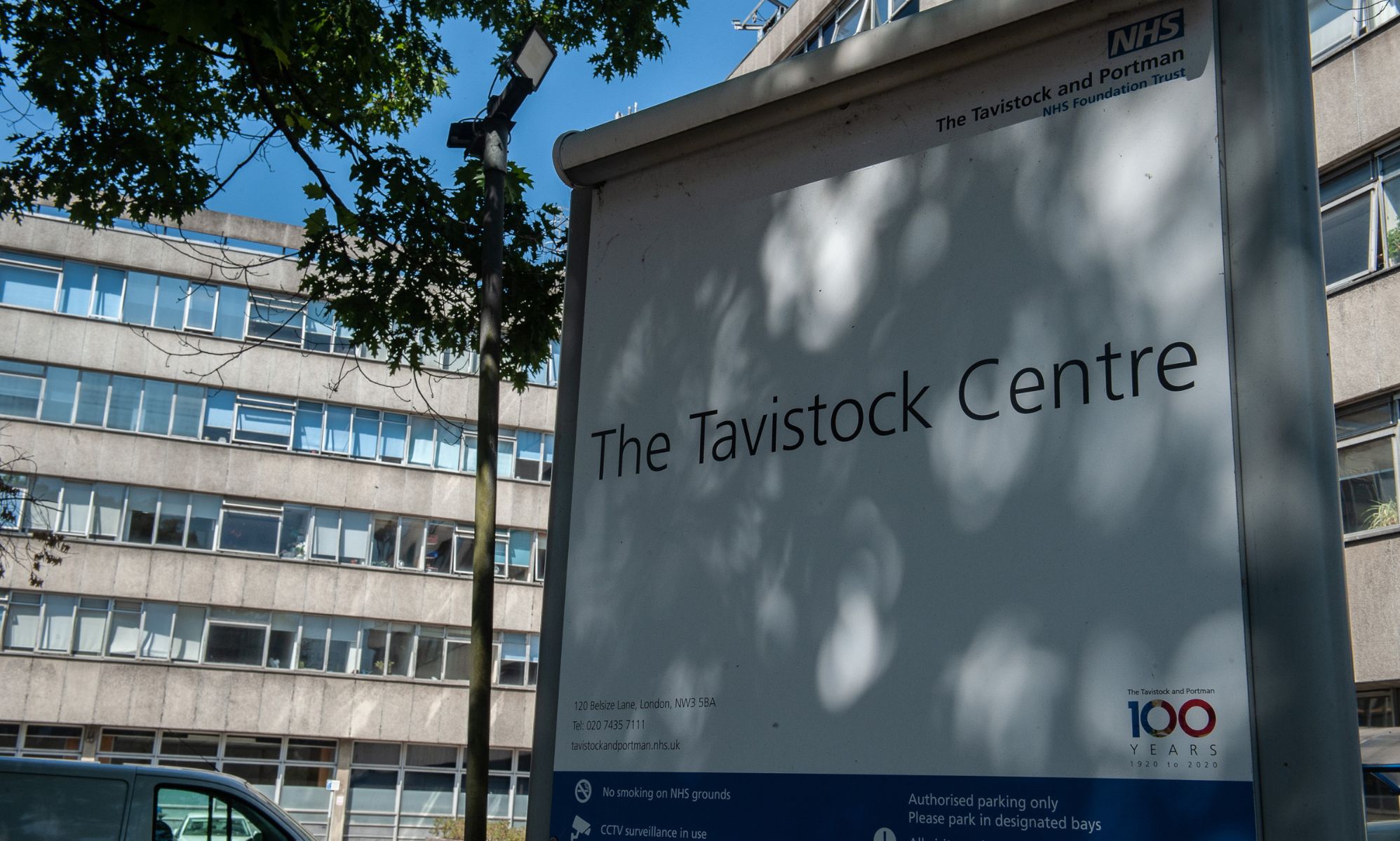 New gender identity clinic for trans youth delayed further