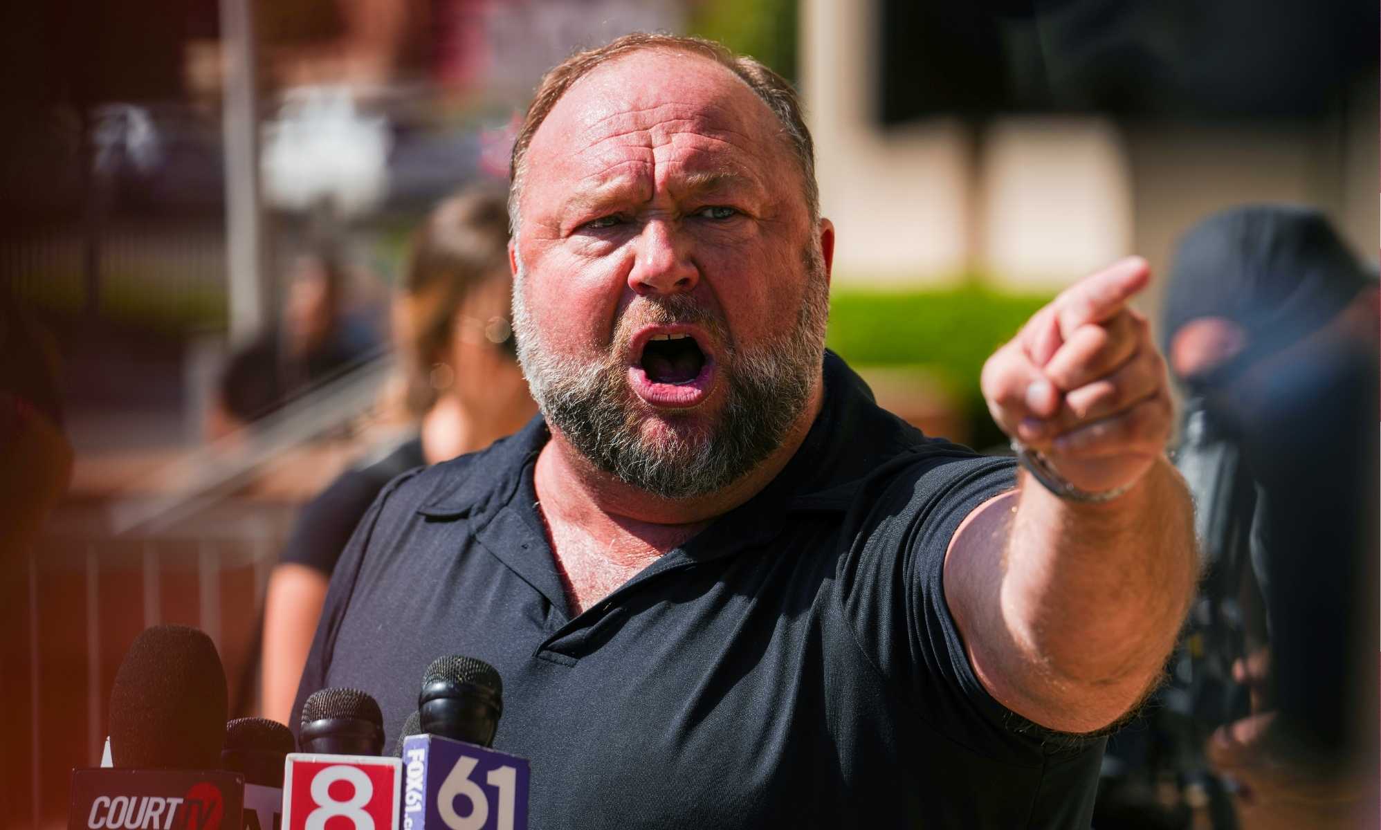 Elon Musk reinstates conspiracy theorist Alex Jones on X