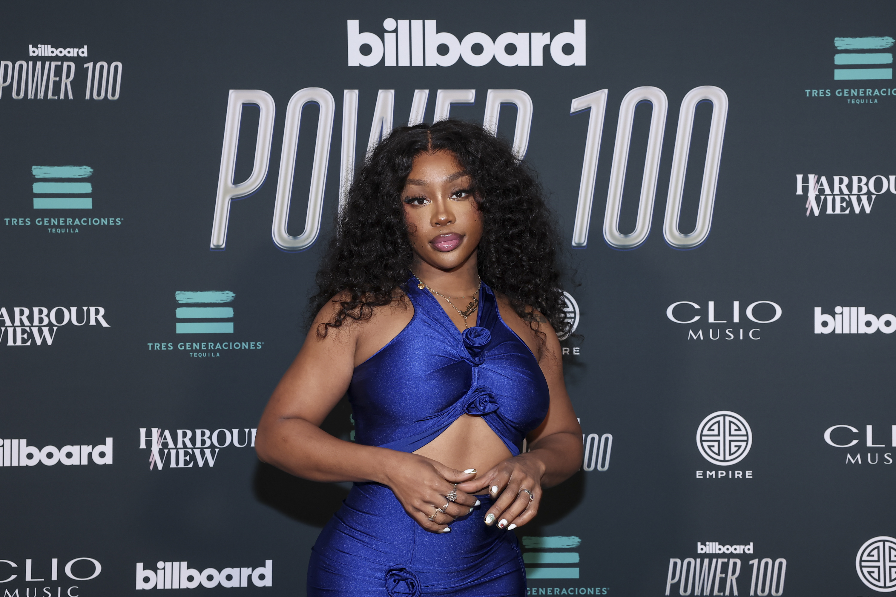 SZA says she 'doesn't make music for Cancers' as she matches Zodiac signs to her discography