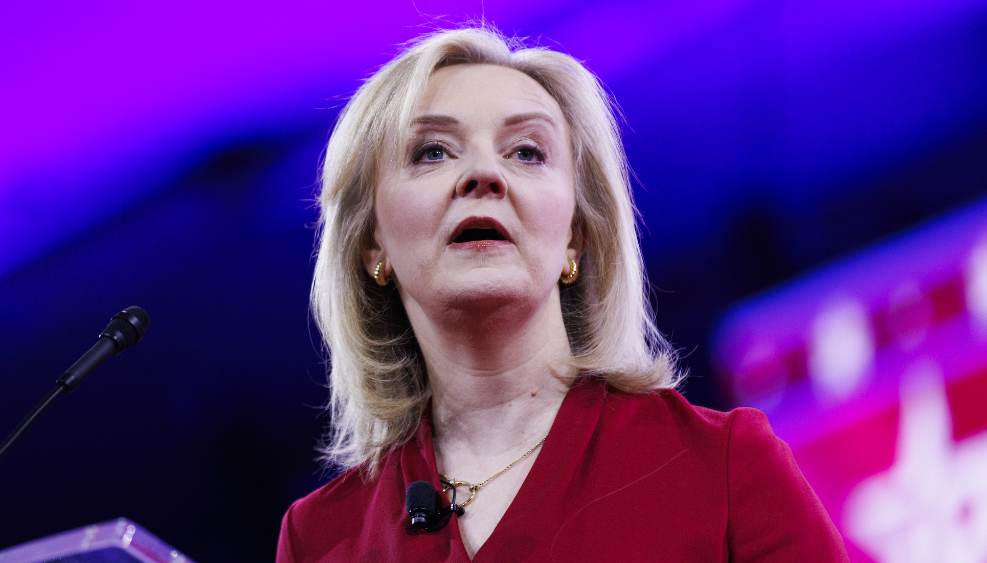 Liz Truss bill would ban trans women from women's spaces