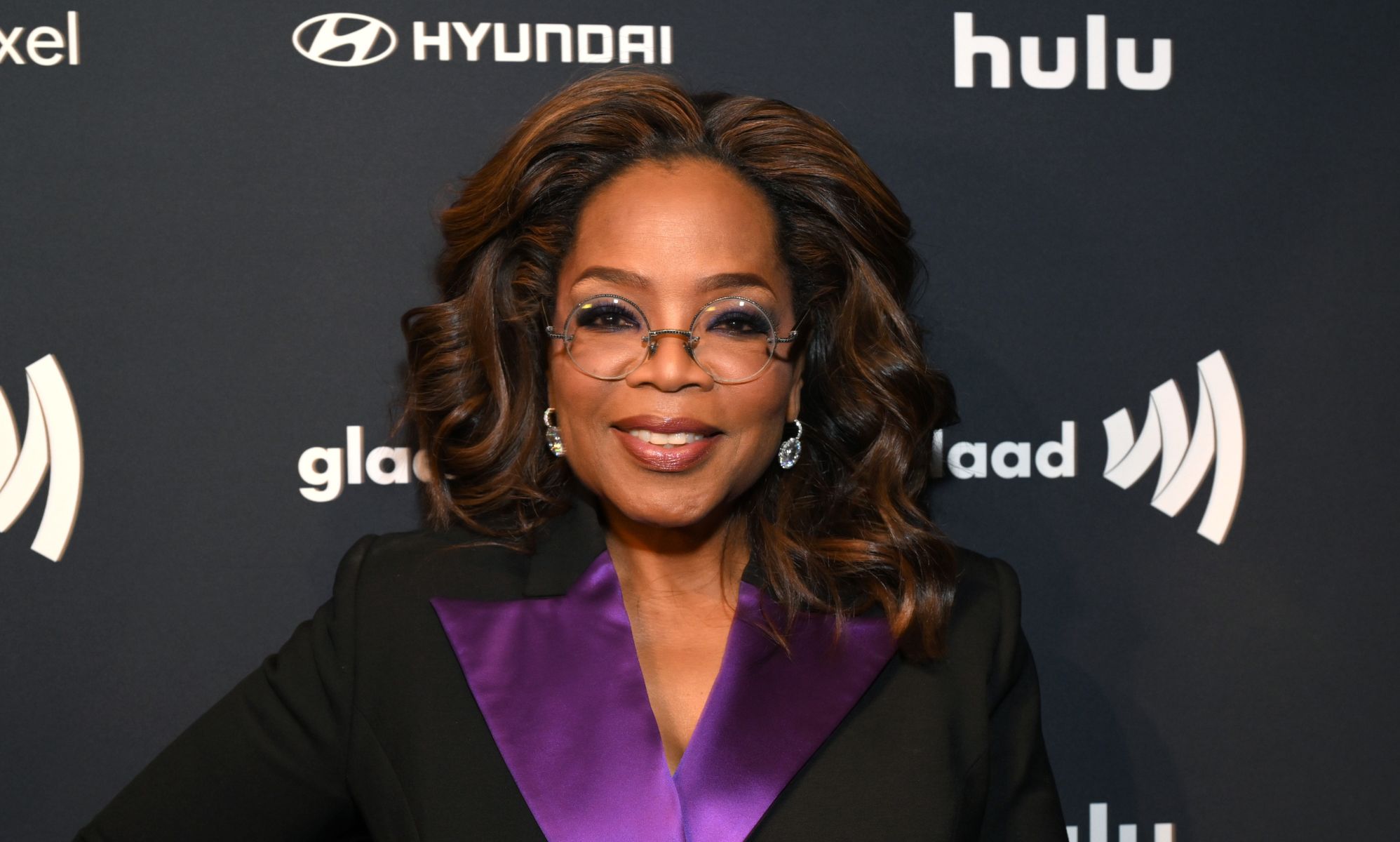 Oprah Winfrey gets emotional recalling gay brother's death from AIDS at GLAAD Media Awards
