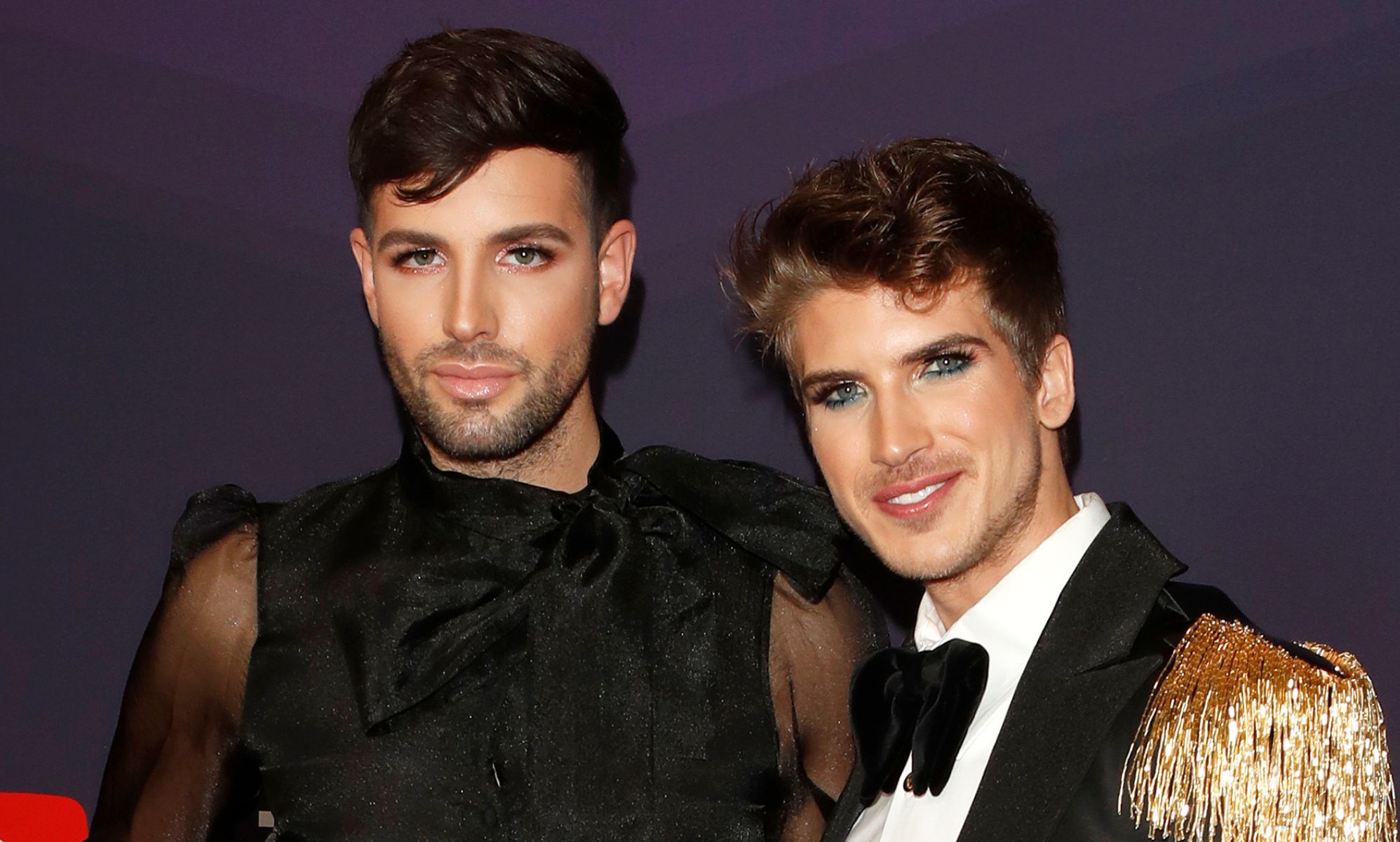 Daniel Preda Joey Graceffa appear on the red carpet of the 2019 streamy awards.