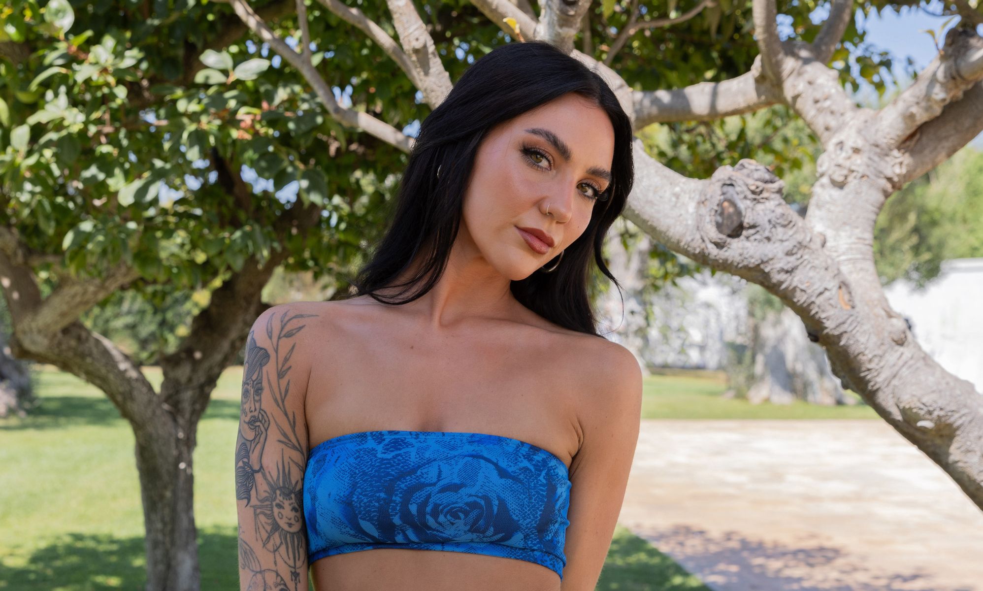 I Kissed A Girl contestant Cara.