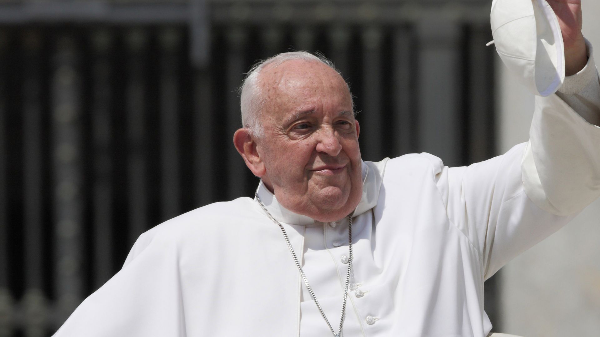 Vatican apologises after Pope Francis allegedly uses gay slur