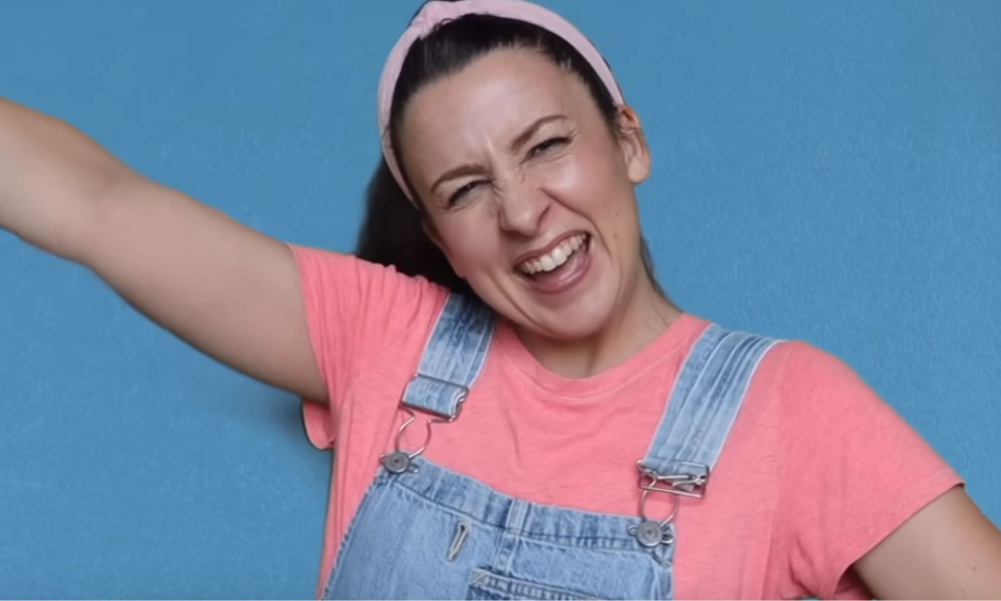 Children's YouTuber Ms Rachel faces conservative boycott over Pride message