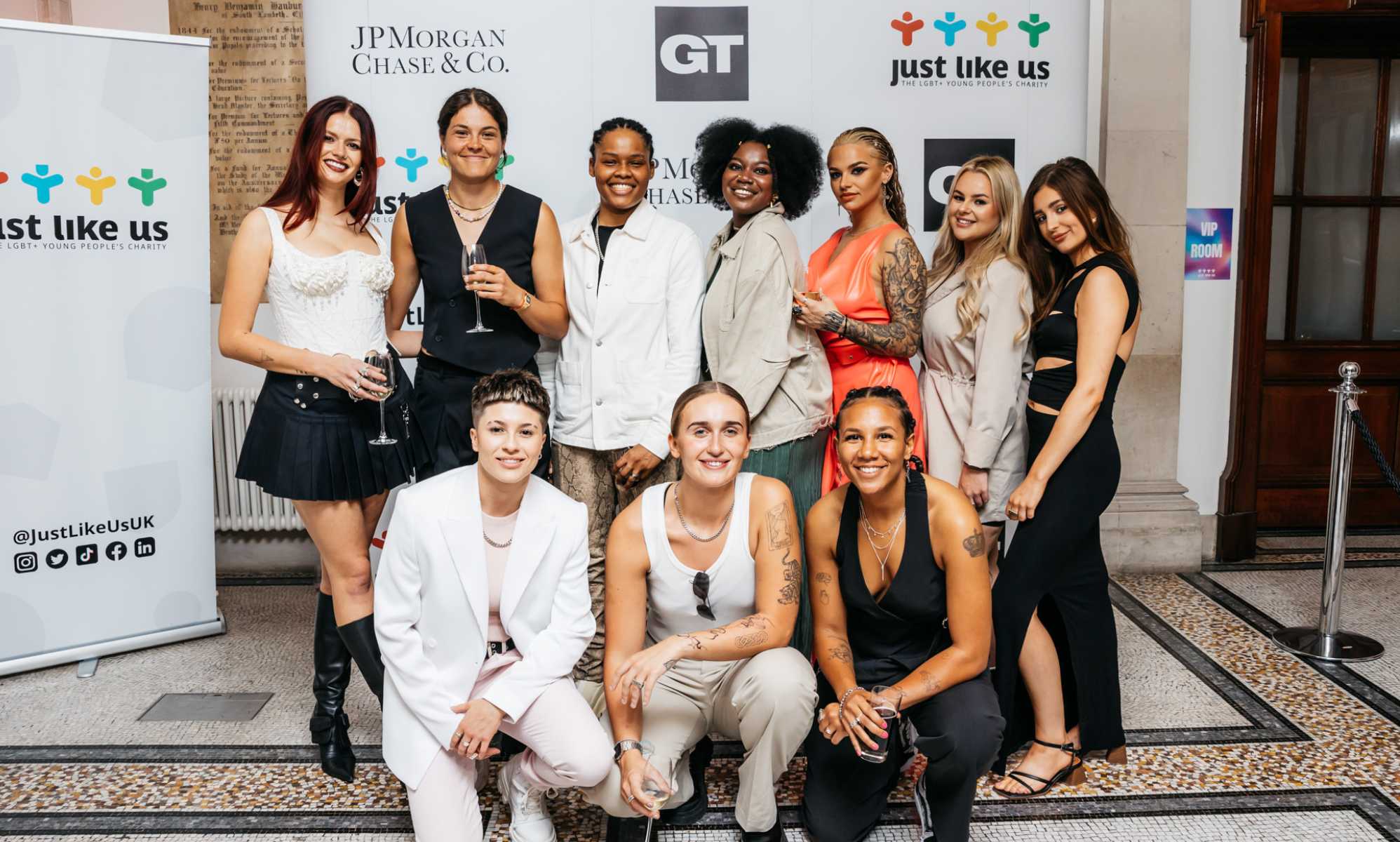 Are we in a 'lesbian renaissance'? The I Kissed A Girl cast think so