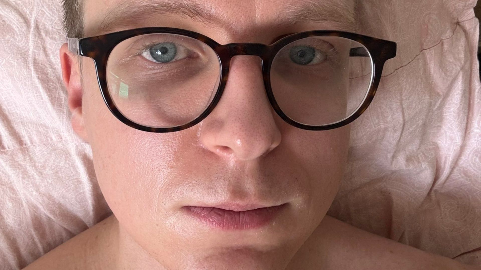 Queer man assaulted in 'homophobic' attack saved by 'heroic' boyfriend