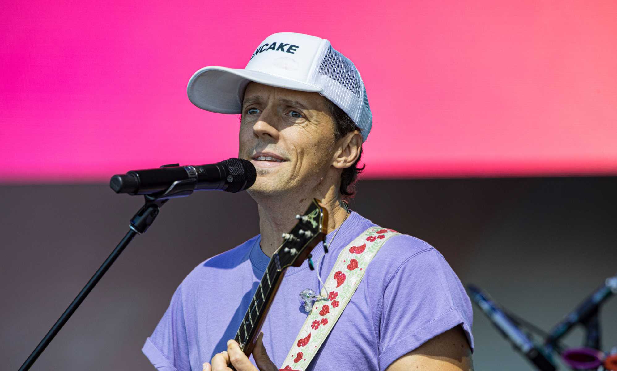 Jason Mraz explains why he didn't come out sooner: 'Being gay was like a punchline'
