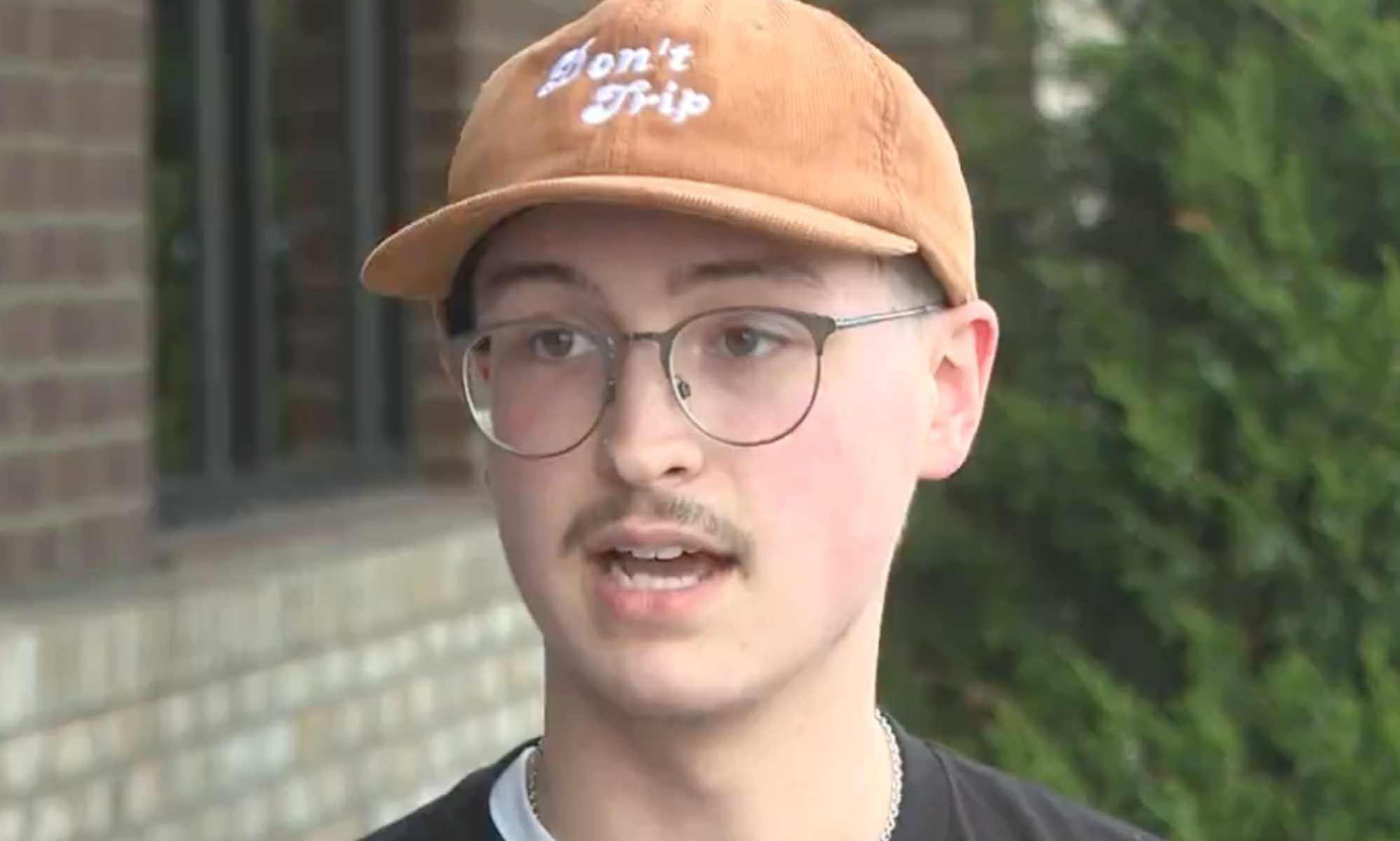 Gay waiter left in tears after customer leaves homophobic slur on receipt instead of a tip