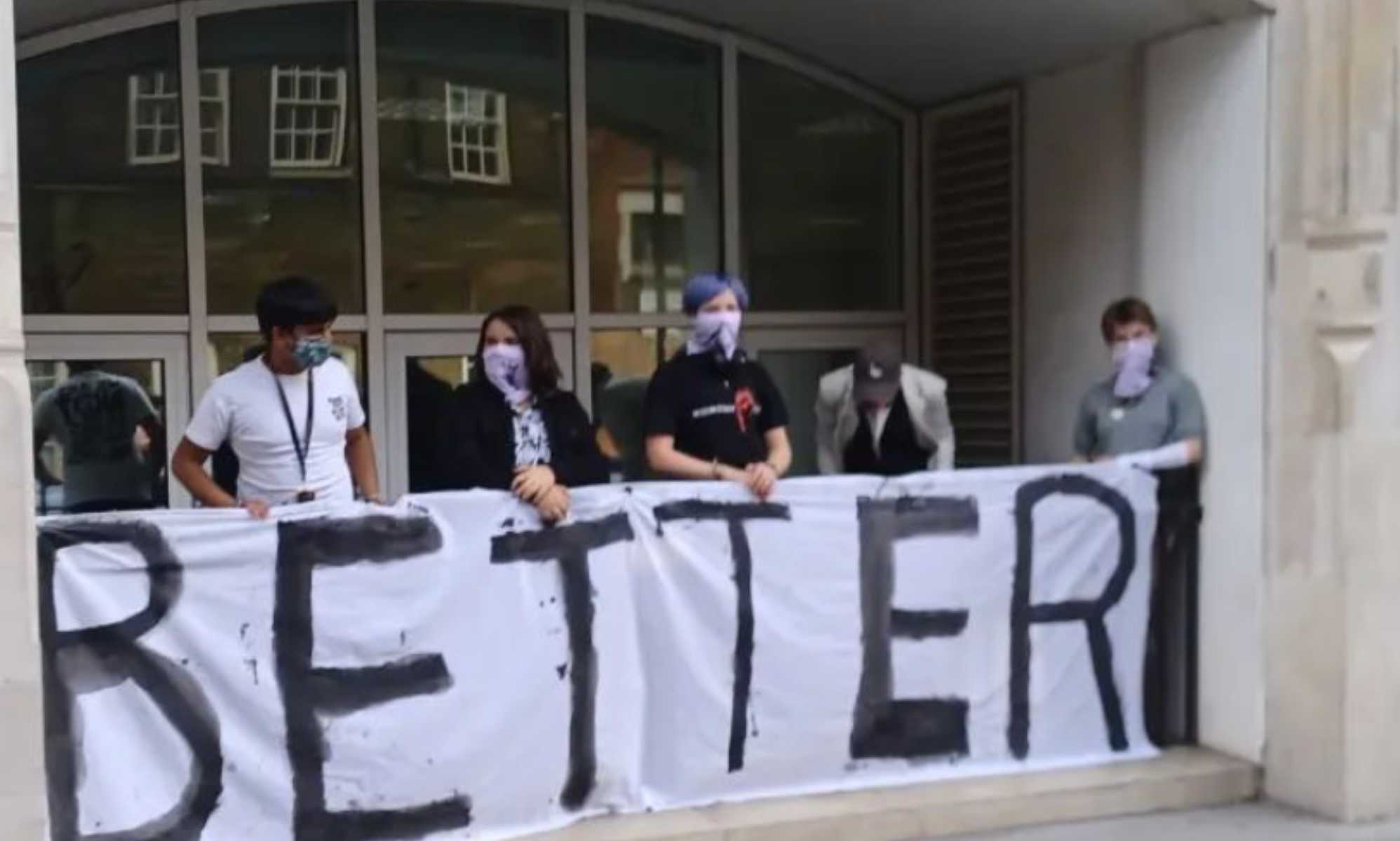 Trans youth occupy Department for Education in new protest: 'We will have our dignity'