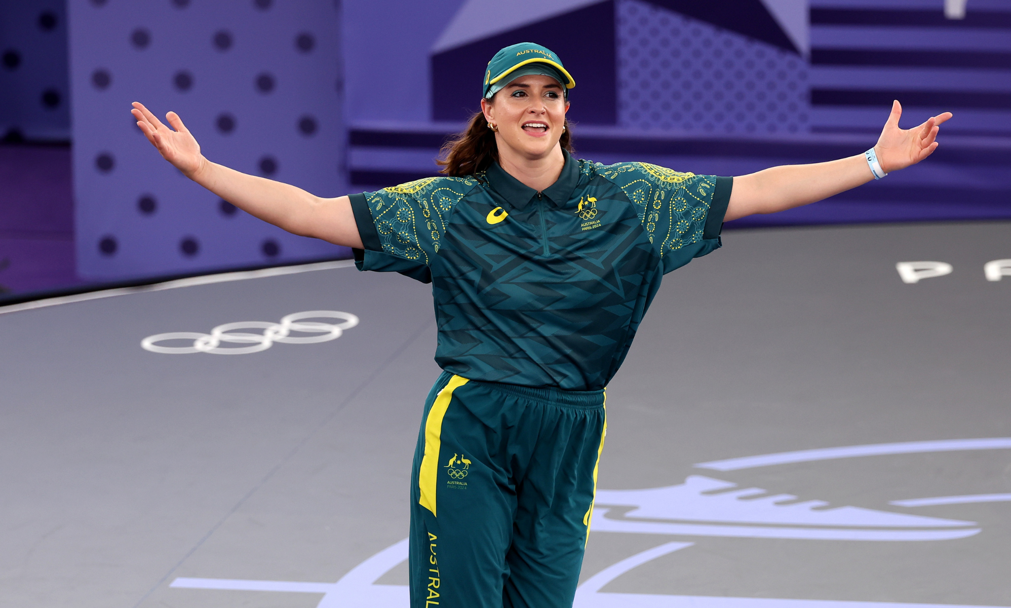 Australian Olympic breakdancer 'Raygun' returns with new moves after non-stop online memes