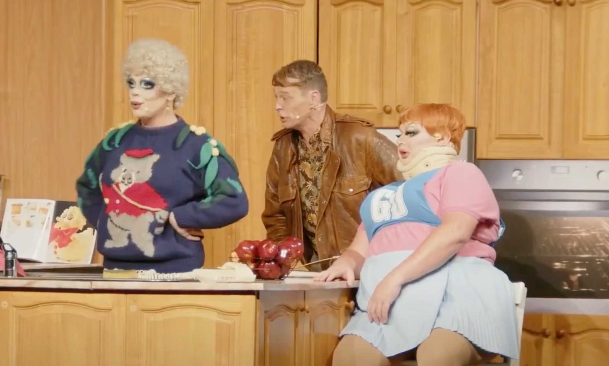 Kath & Kim drag show had to call police after death threats and abuse from 'far-right snowflakes'