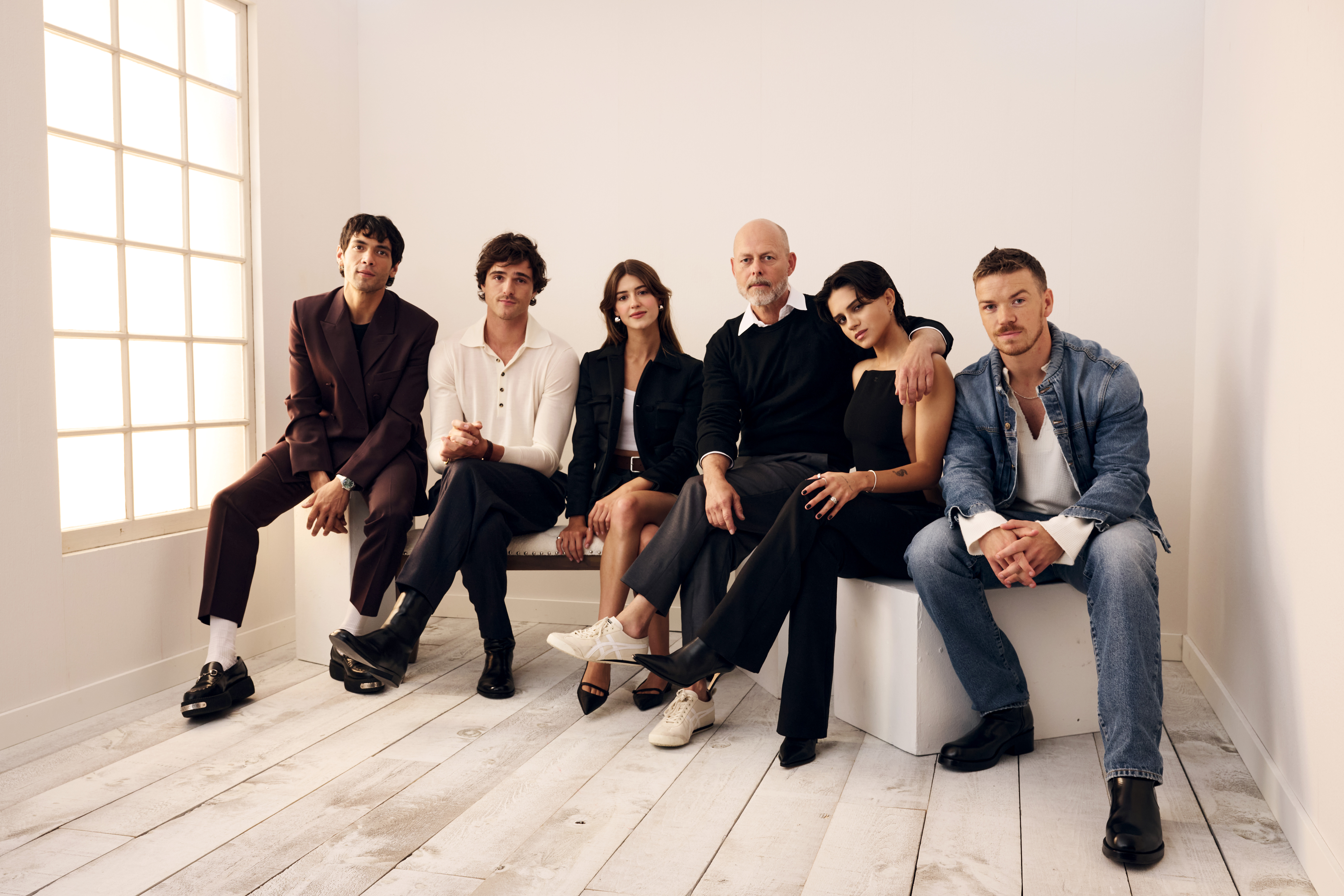 (L-R) Diego Calva, Jacob Elordi, Daisy Edgar-Jones, Daniel Minahan, Sasha Calle and Will Poulter of 