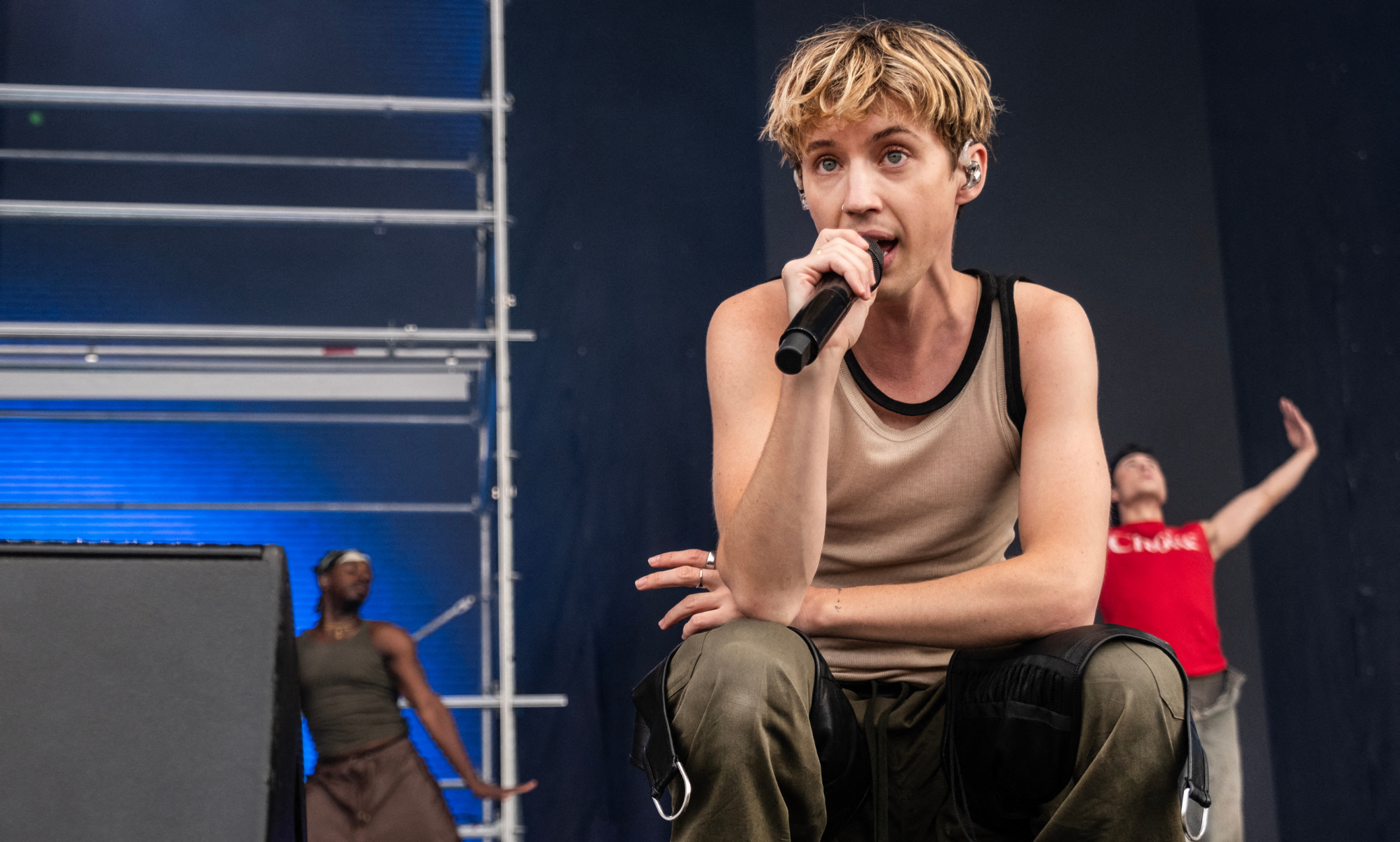 Troye Sivan responds to 'homophobic' claim he's on tour with Charli XCX to 'hit Grindr at every stop'