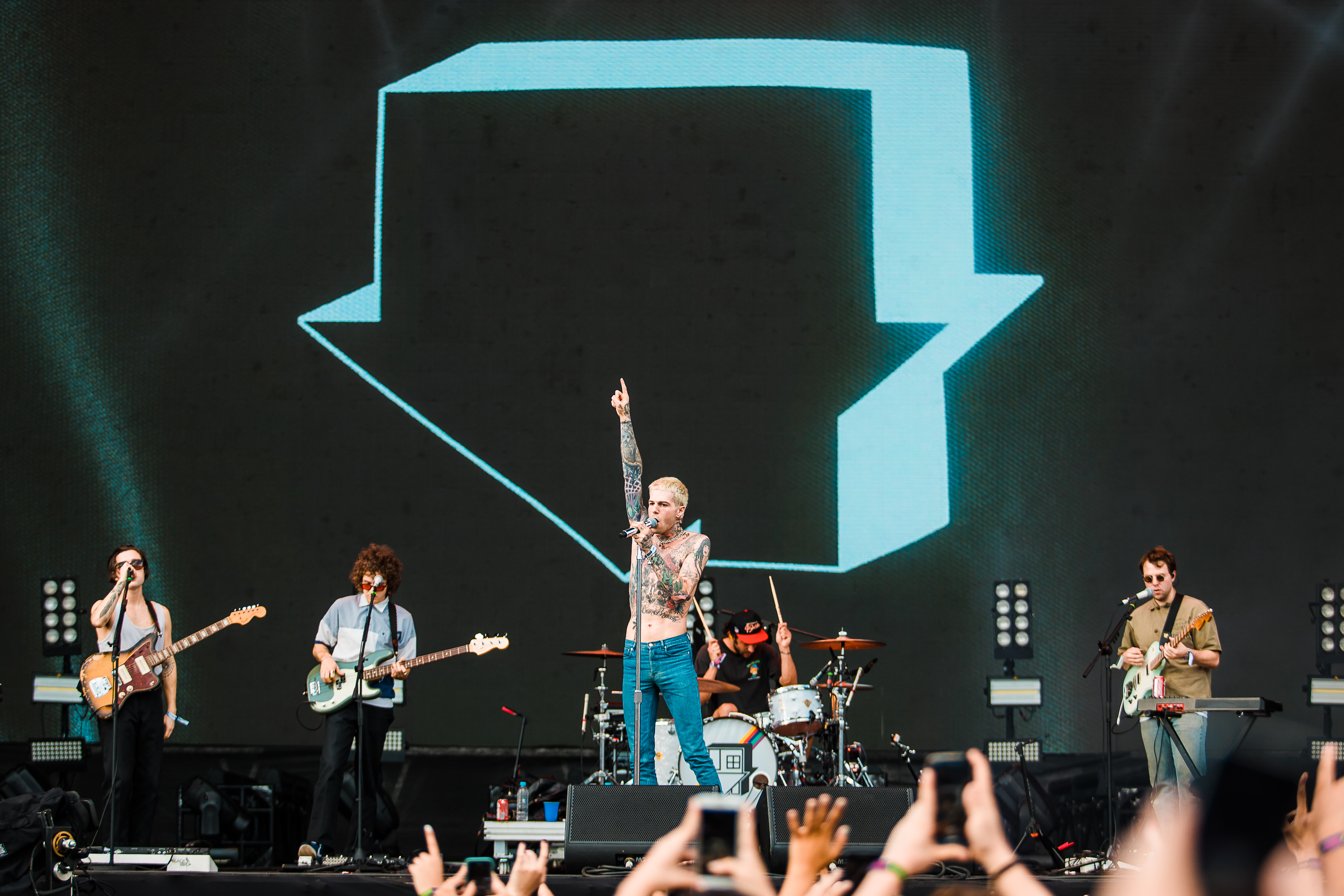 How The Neighbourhood's song Sweater Weather became a bisexual anthem on TikTok