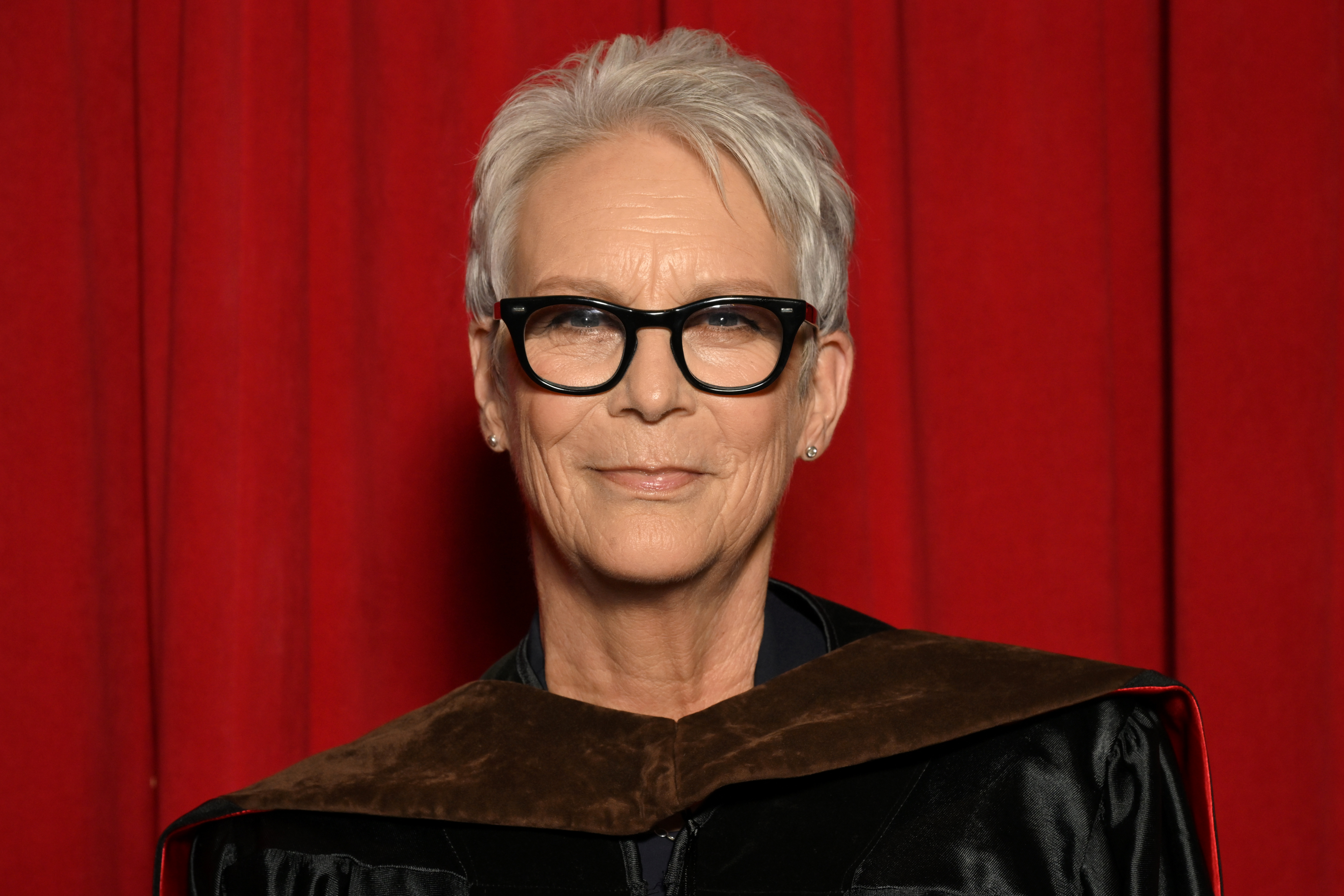 Jamie Lee Curtis says her reaction to Charlie Kirk's death was 'mistranslated'