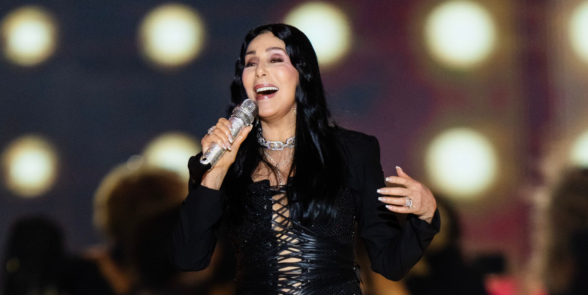 Cher upstages literally everyone with an 'iconic' performance at Victoria's Secret Fashion Show