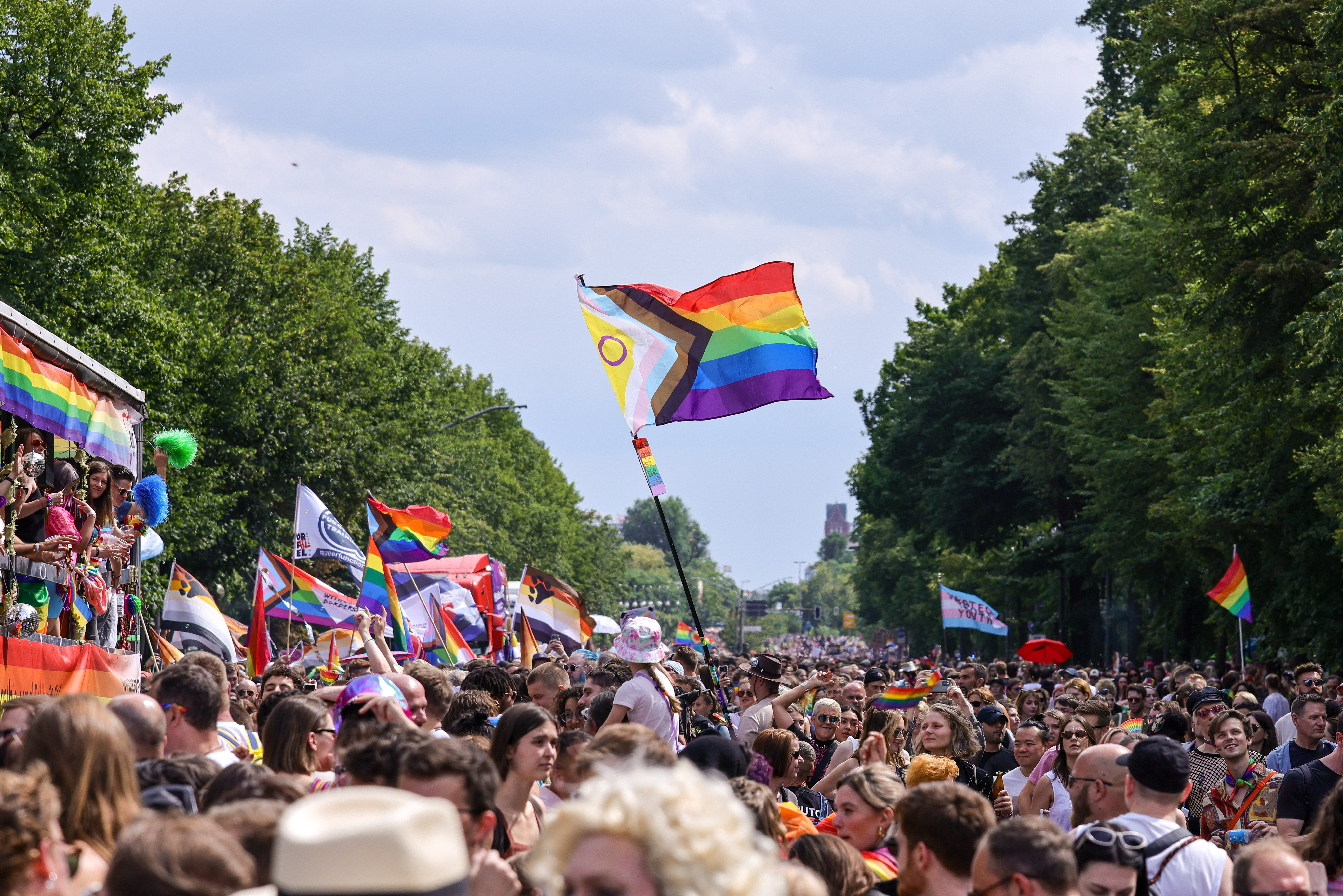European countries urge LGBTQ+ travellers to use caution when travelling to US