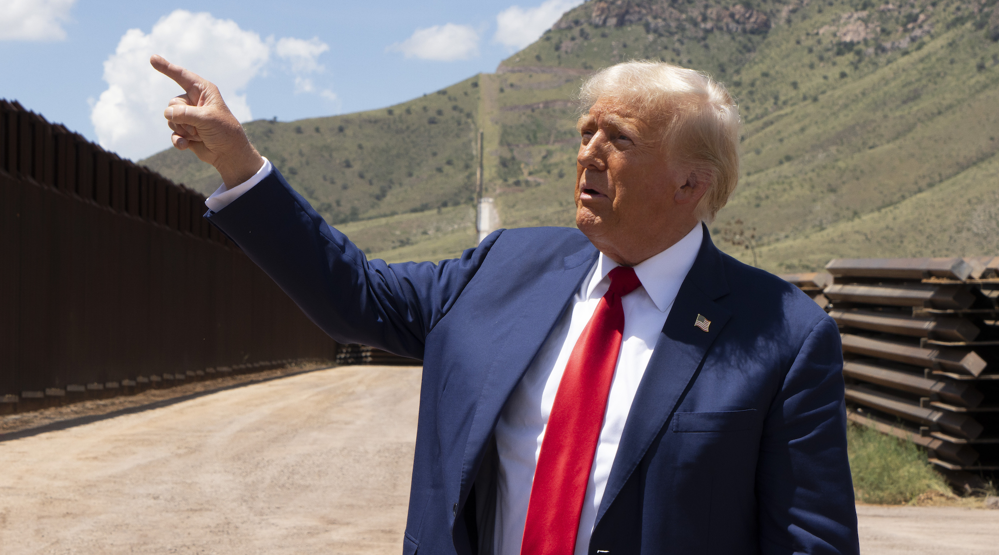 Trump's team 'considering how much' to invade Mexico, report claims