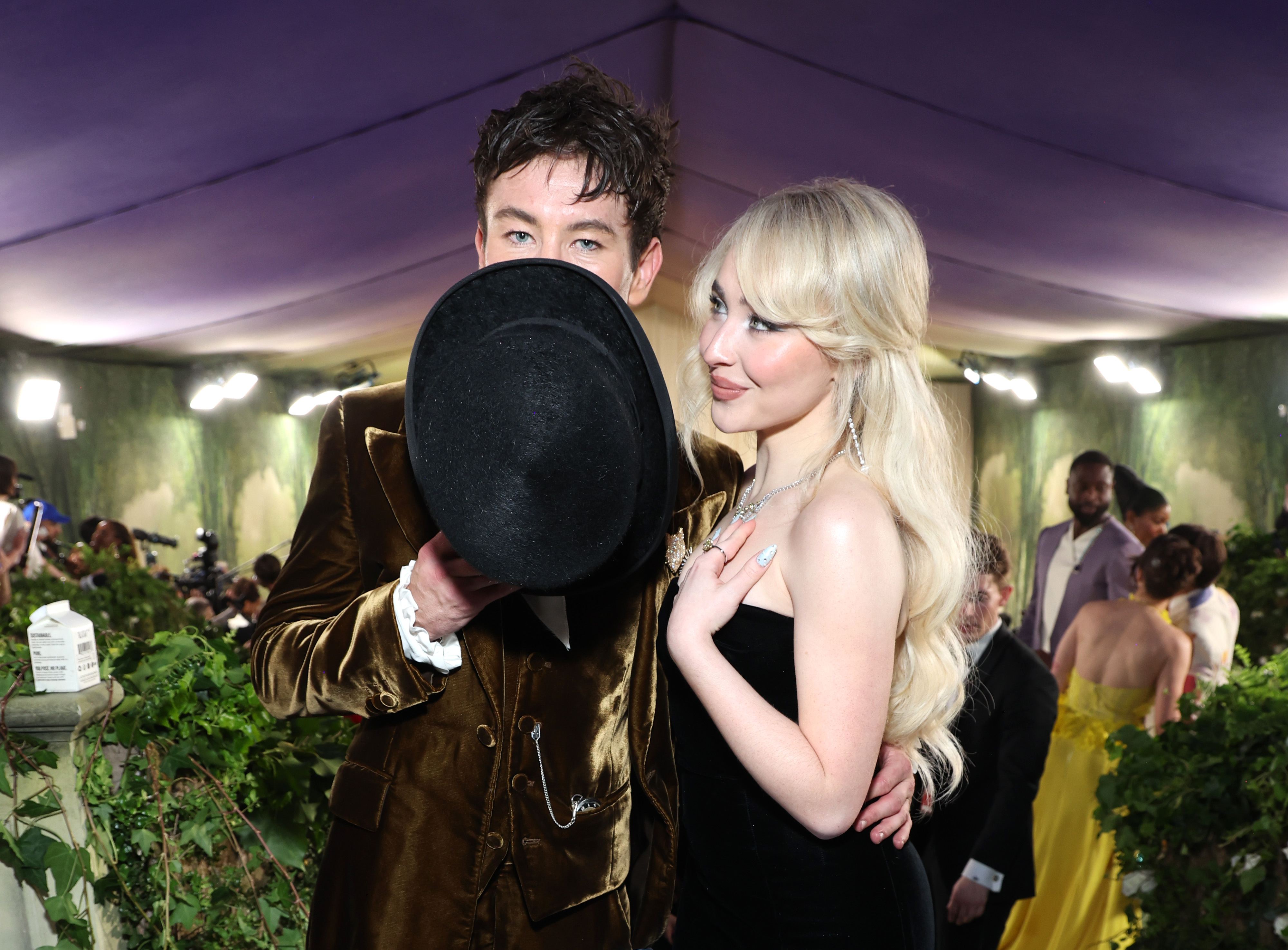 Barry Keoghan/Sabrina Carpenter drama explained as TikTok star Breckie Hill denies ever meeting him