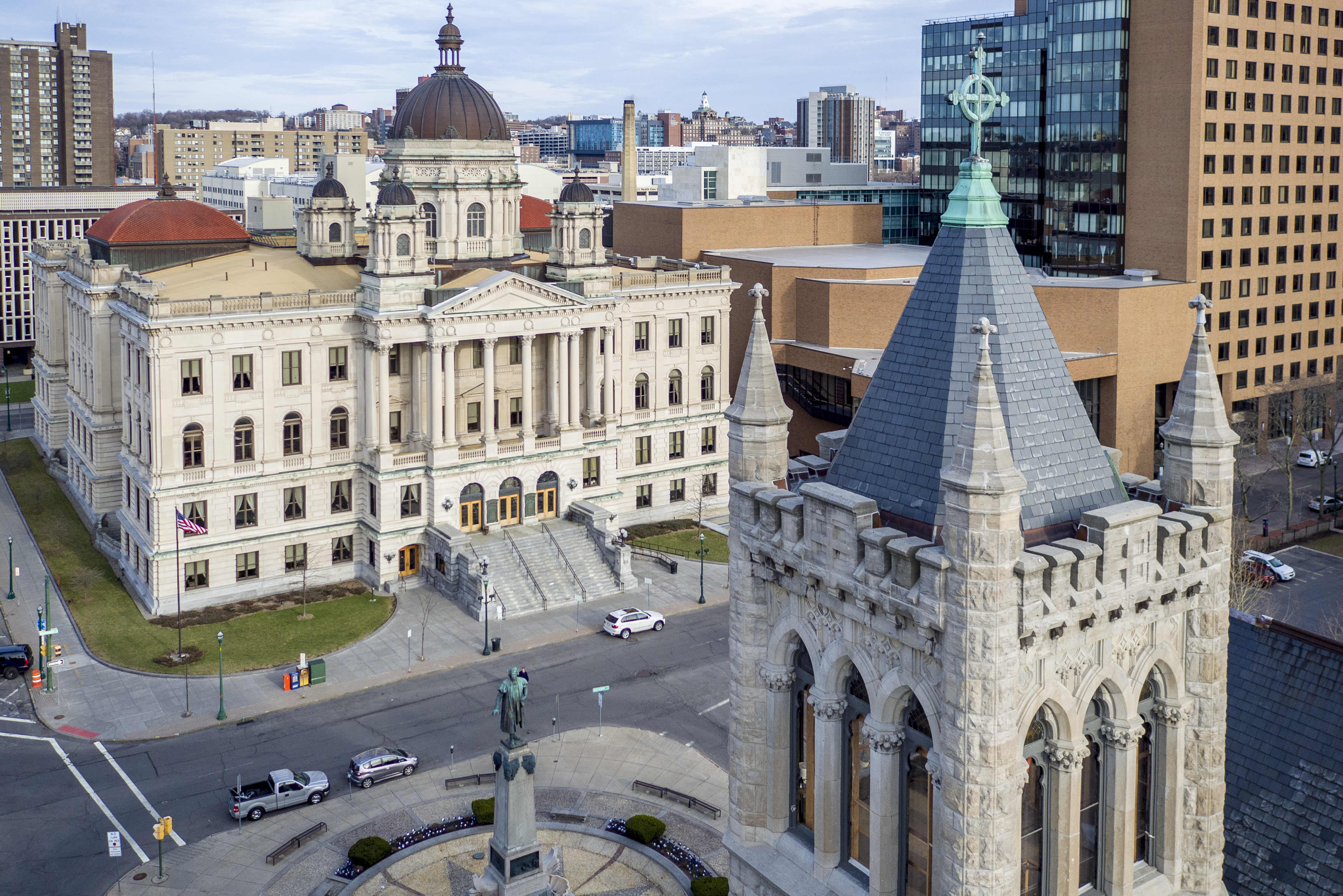 Syracuse judge refuses to perform marriage for same-sex couple