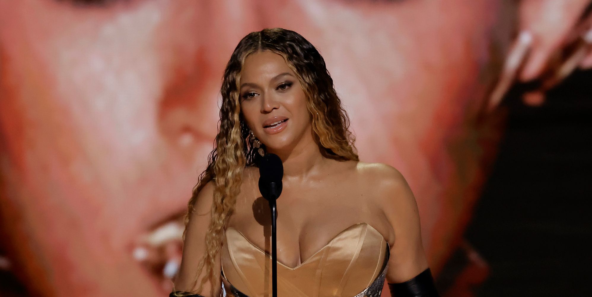 Beyoncé postpones mystery January announcement due to LA wildfires