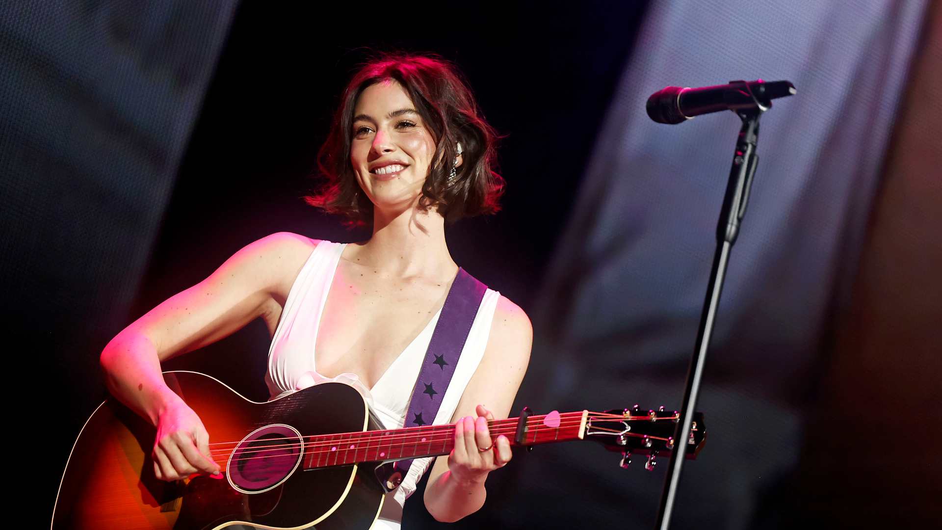 14 facts you might not know about 2024's breakout pop star Gracie Abrams