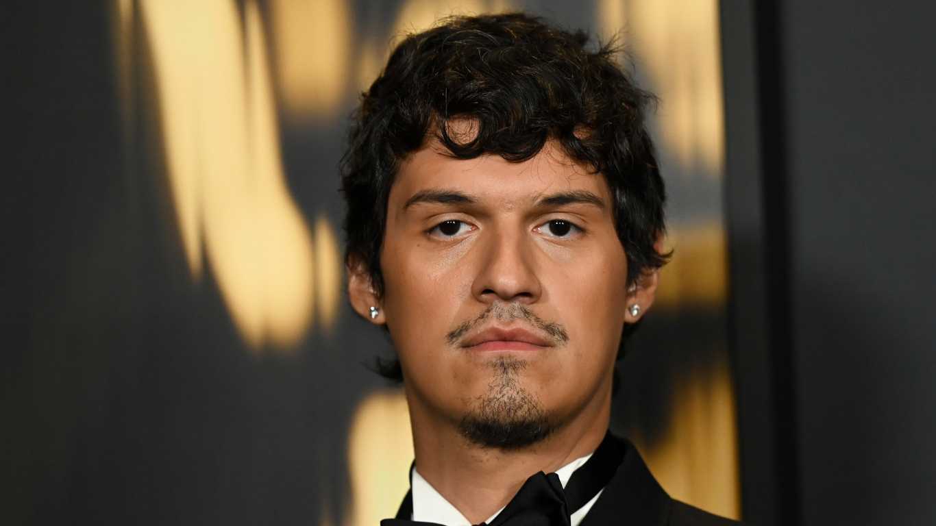 Queer star Omar Apollo slams 'homophobes' after losing followers over full-frontal post