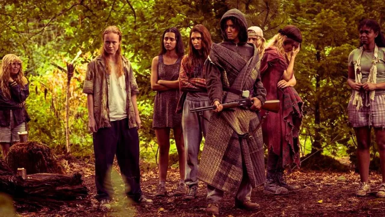 Yellowjackets fans go wild for sapphic moment in season three: 'I’m already rating it 5 stars'