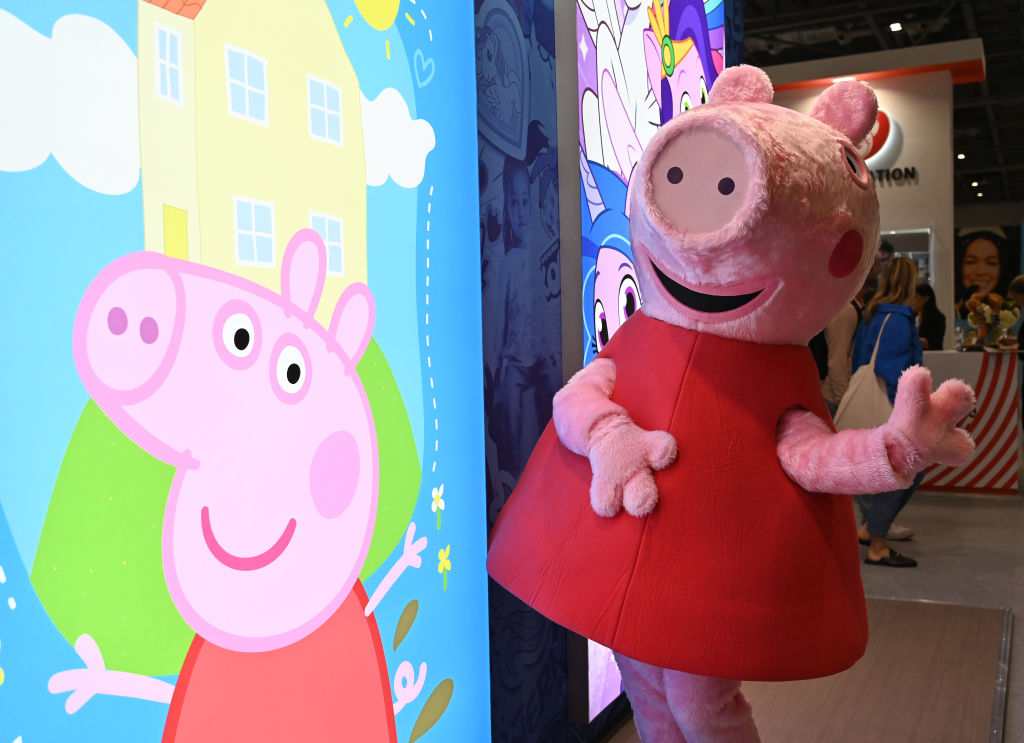 The anti-trans reactions to the Peppa Pig gender reveal show how truly unhinged the UK is right now