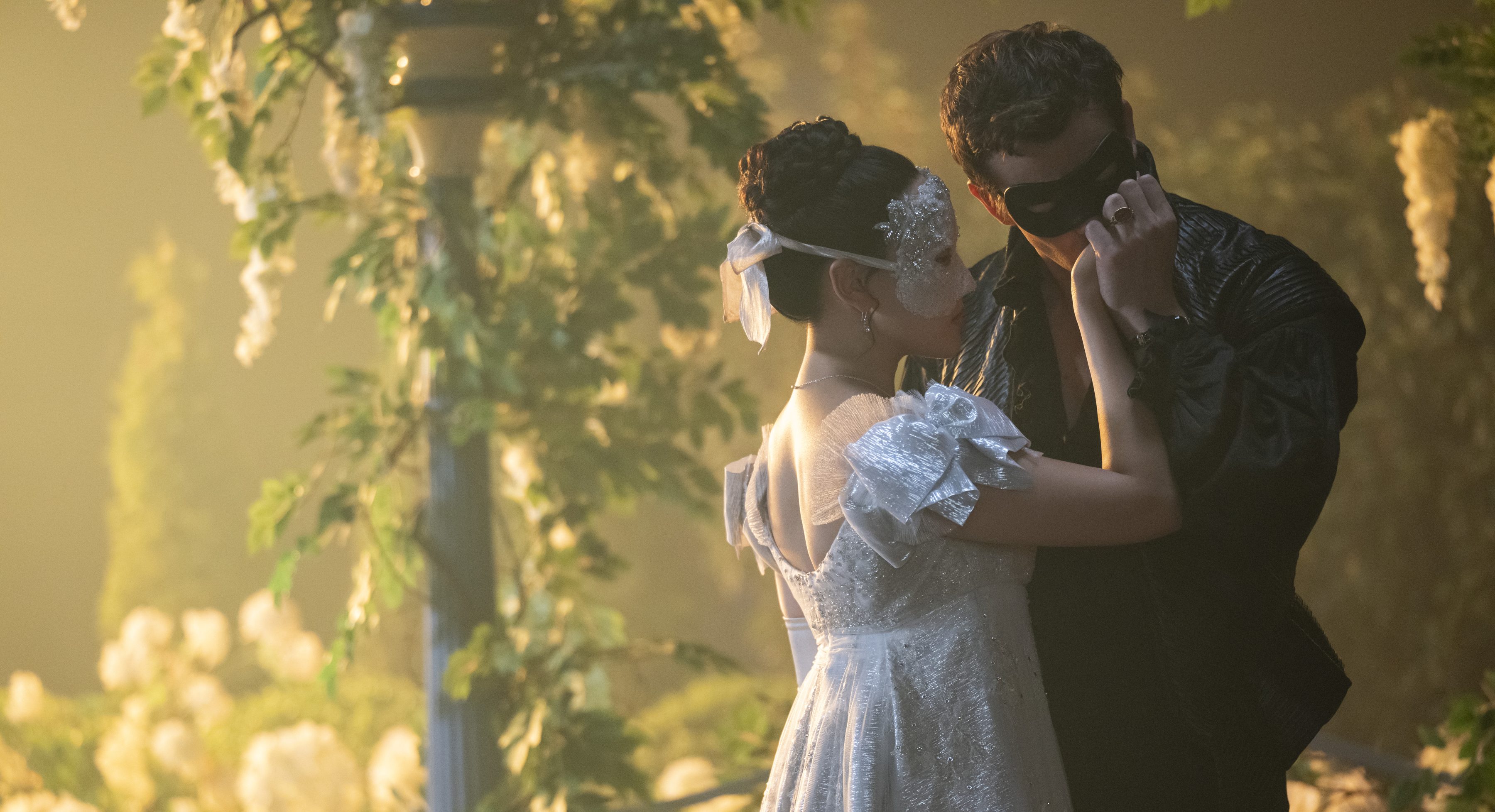 Bridgerton renewed for seasons 5 and 6, to the delight of the ton