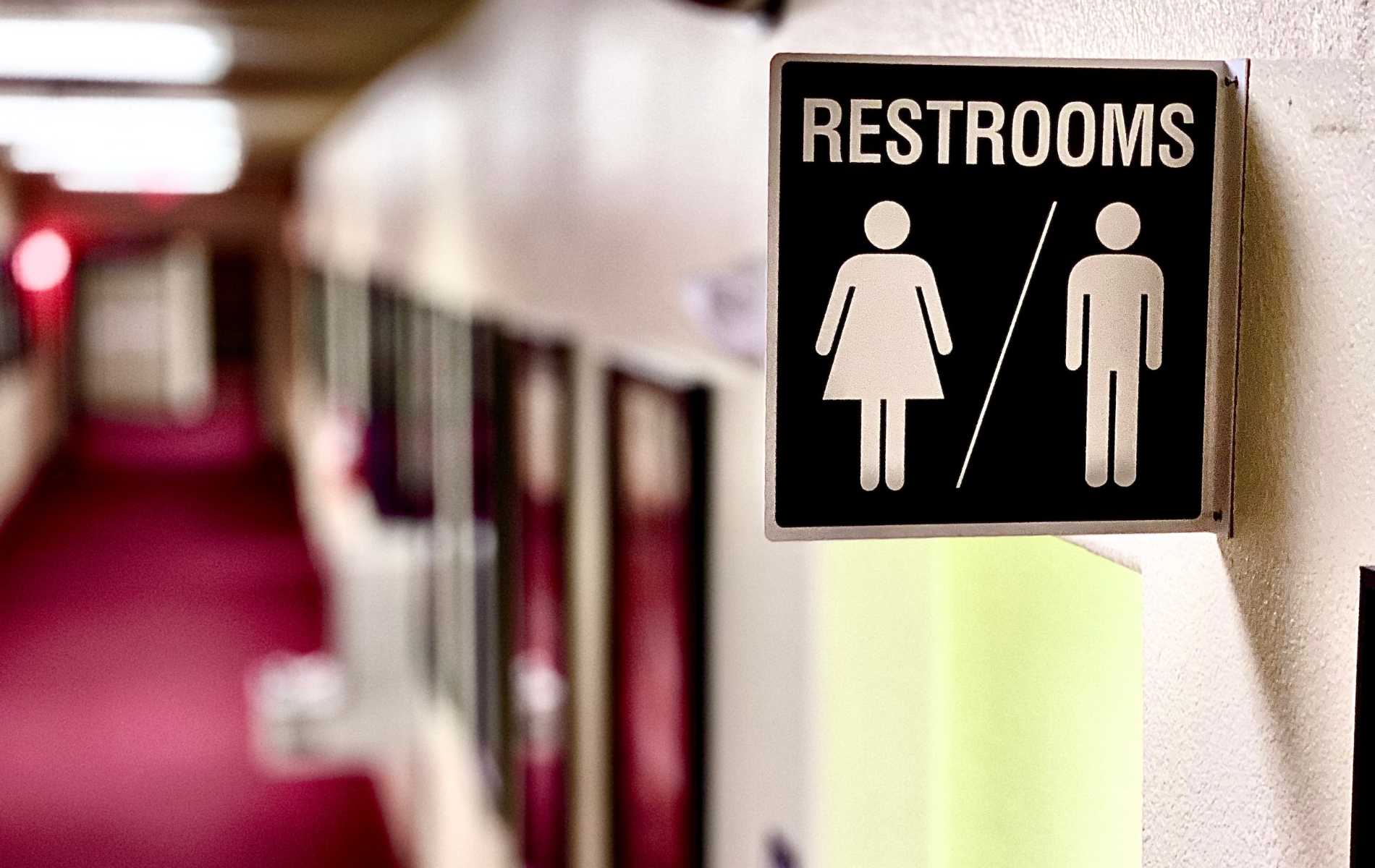 Hotel security kicks lesbian out of women’s toilets for being 'a man'