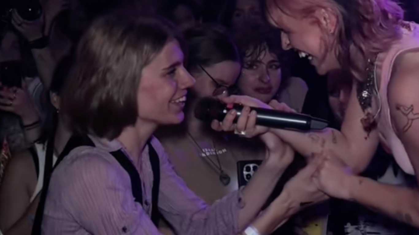 Singer Beth McCarthy goes viral after helping give trans fan their new name