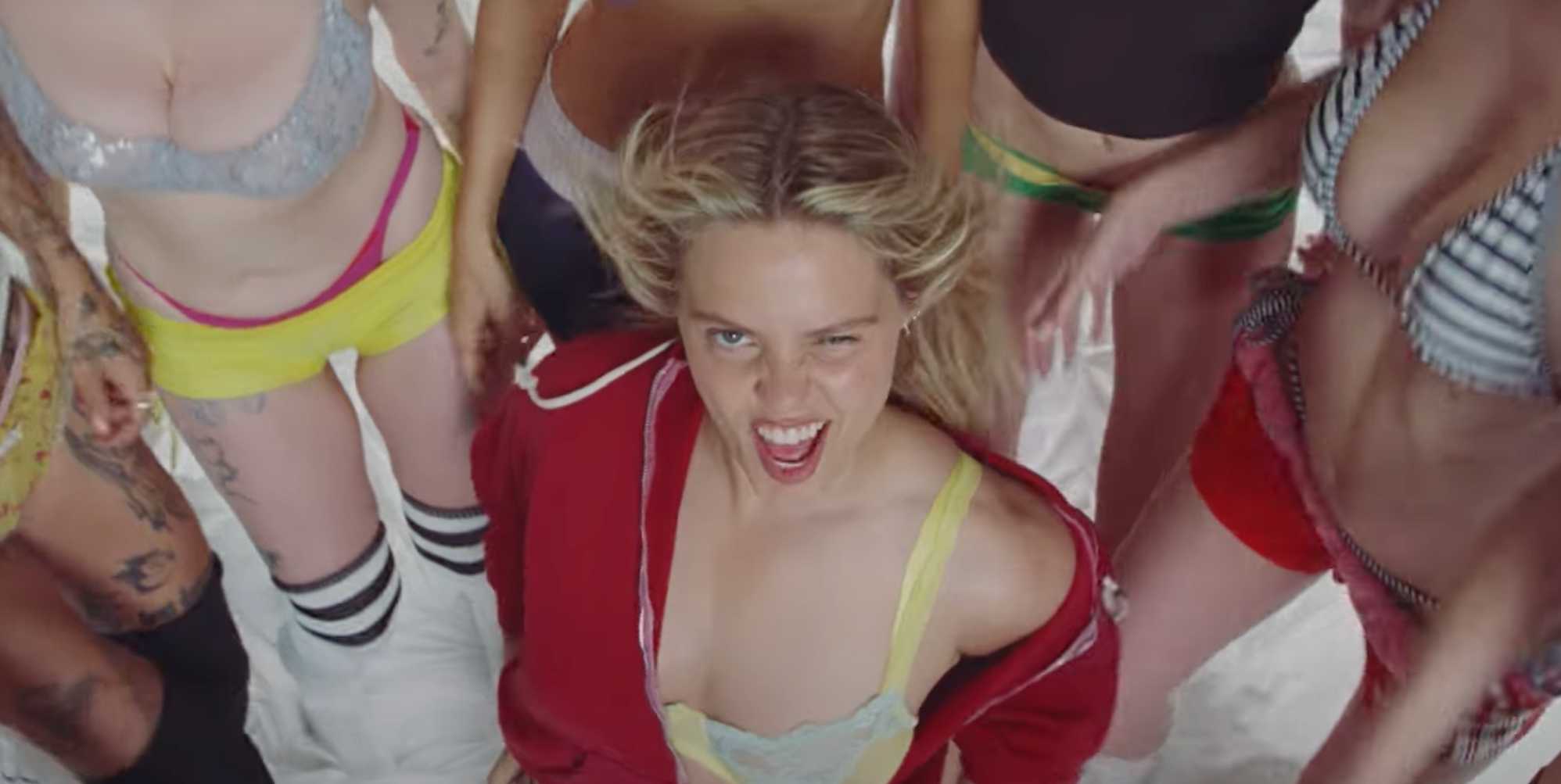 Reneé Rapp 'shades' Sex Lives of College Girls with new single 'Leave Me Alone'