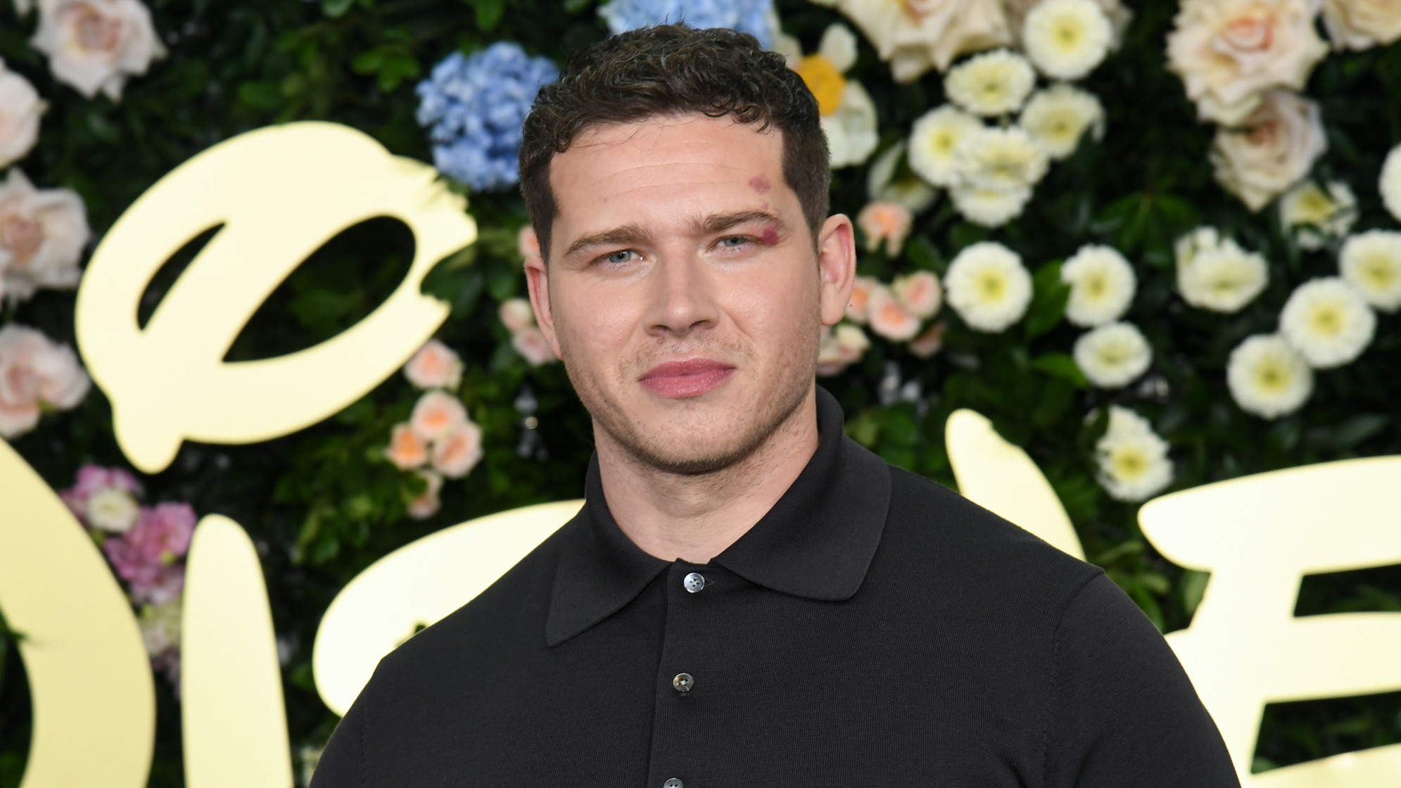 9-1-1 star Oliver Stark sends fans wild with sweet Pride message